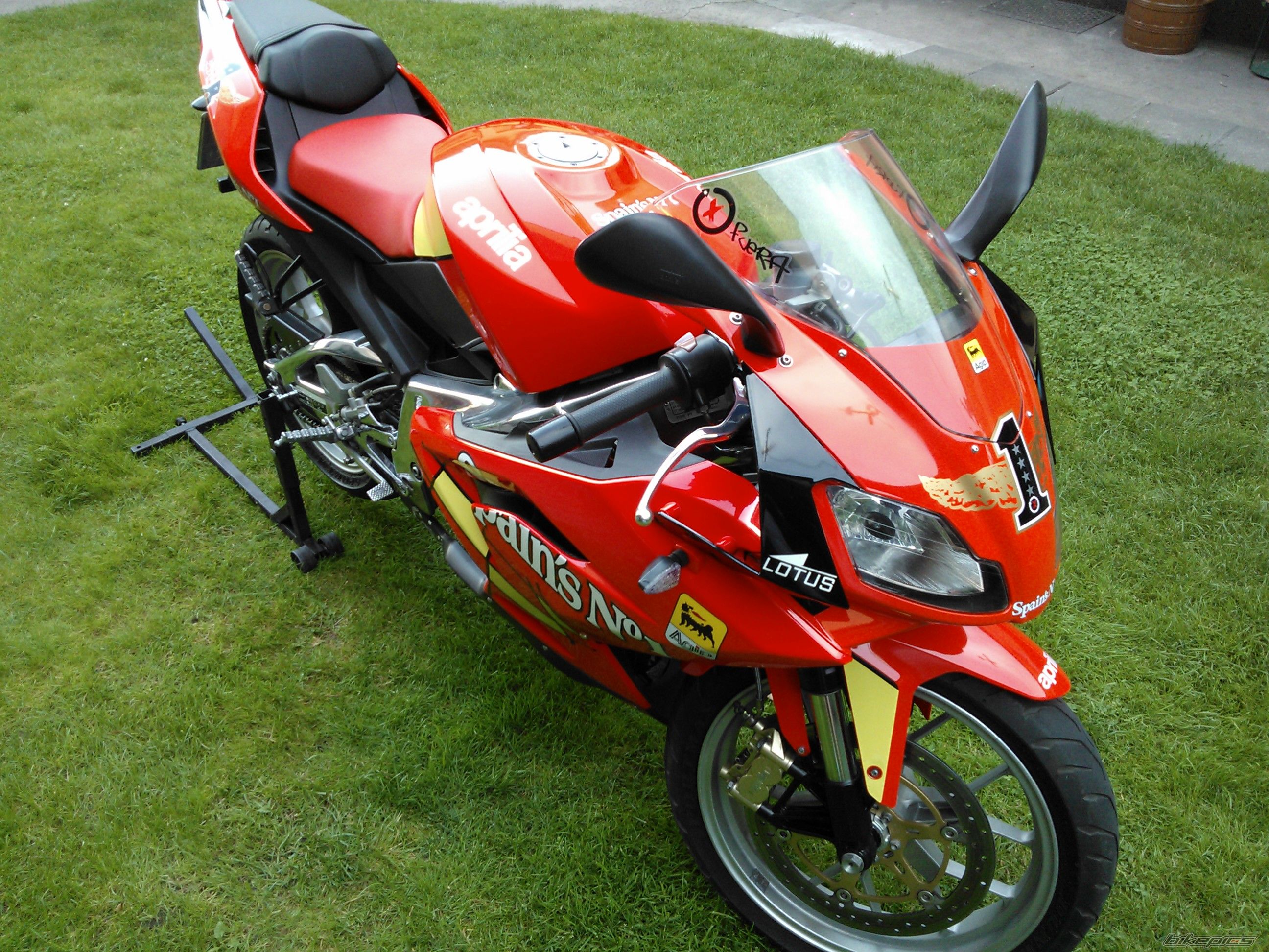 Photo 2424735