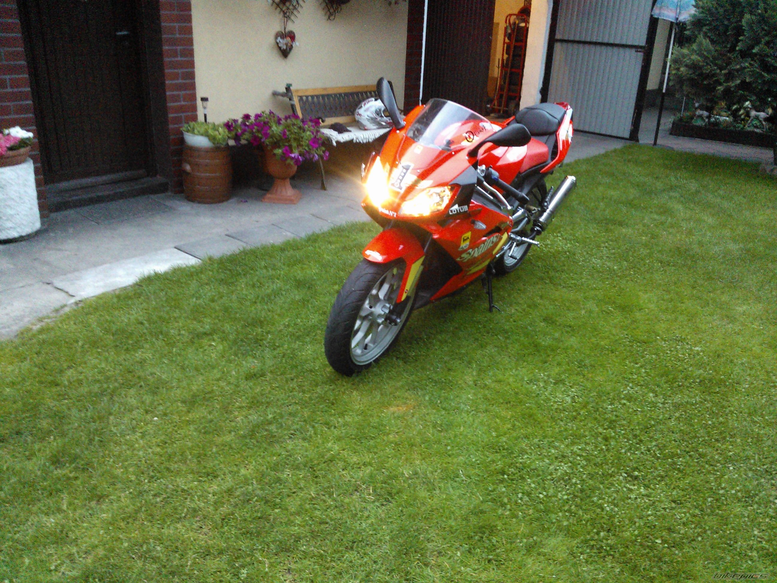 Photo 2424737