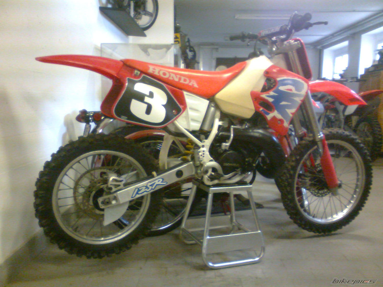 Photo 2425161
