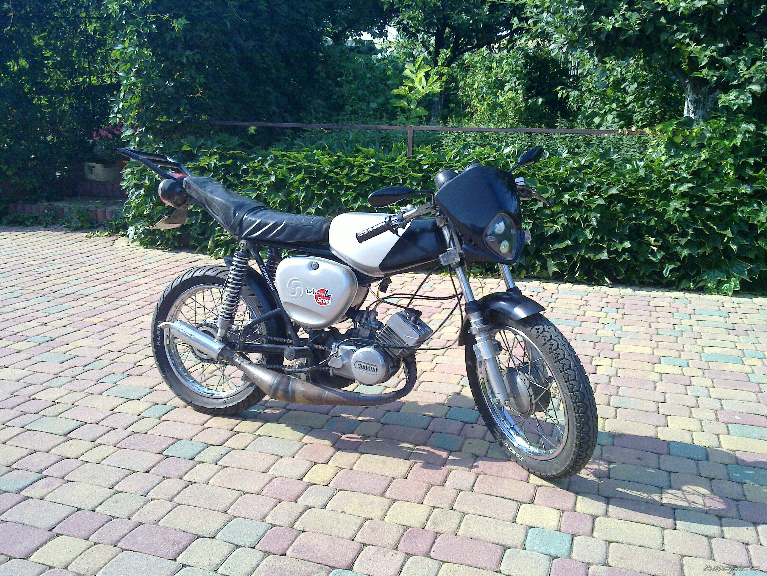 Photo 2425376
