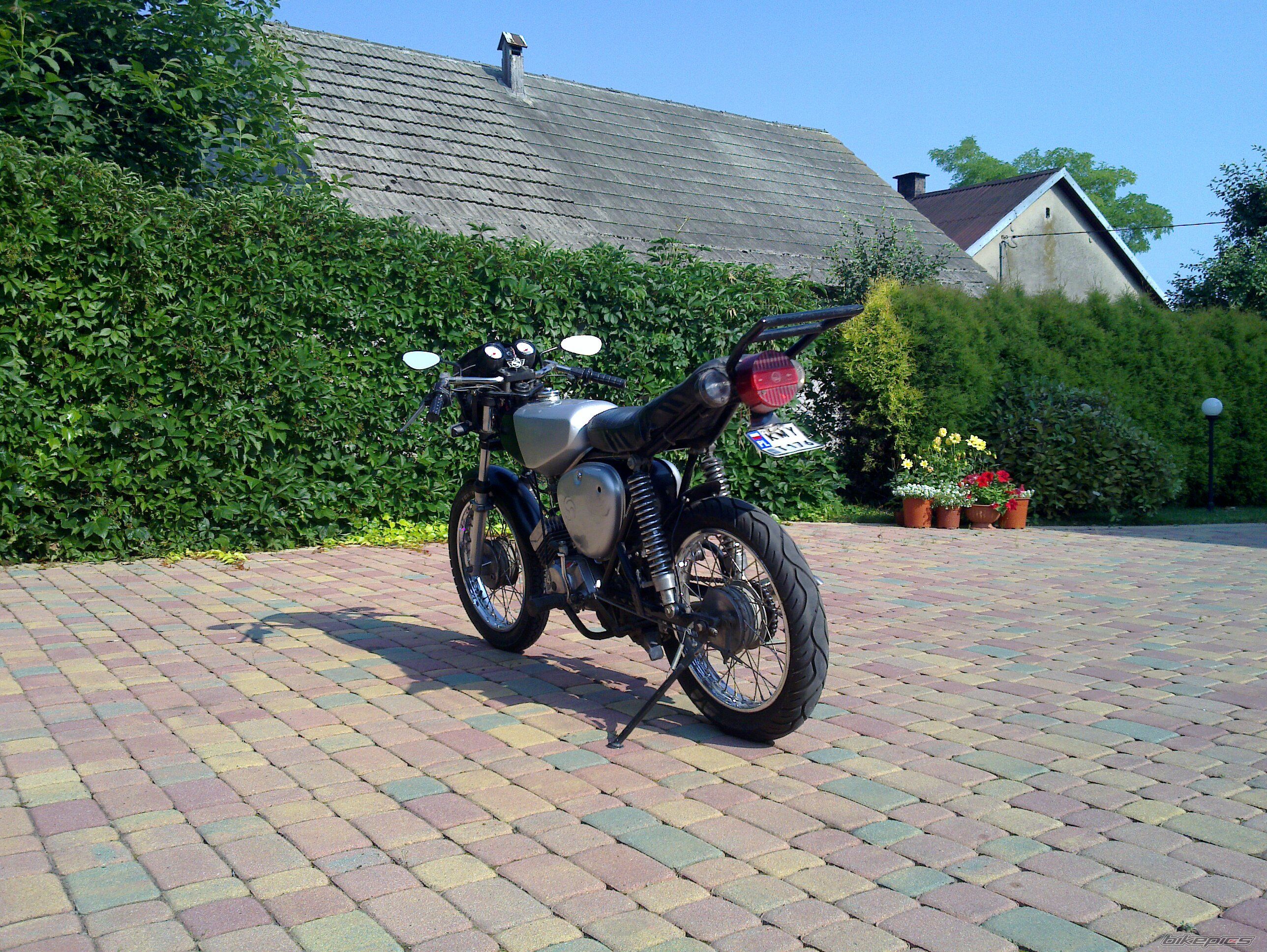 Photo 2425383