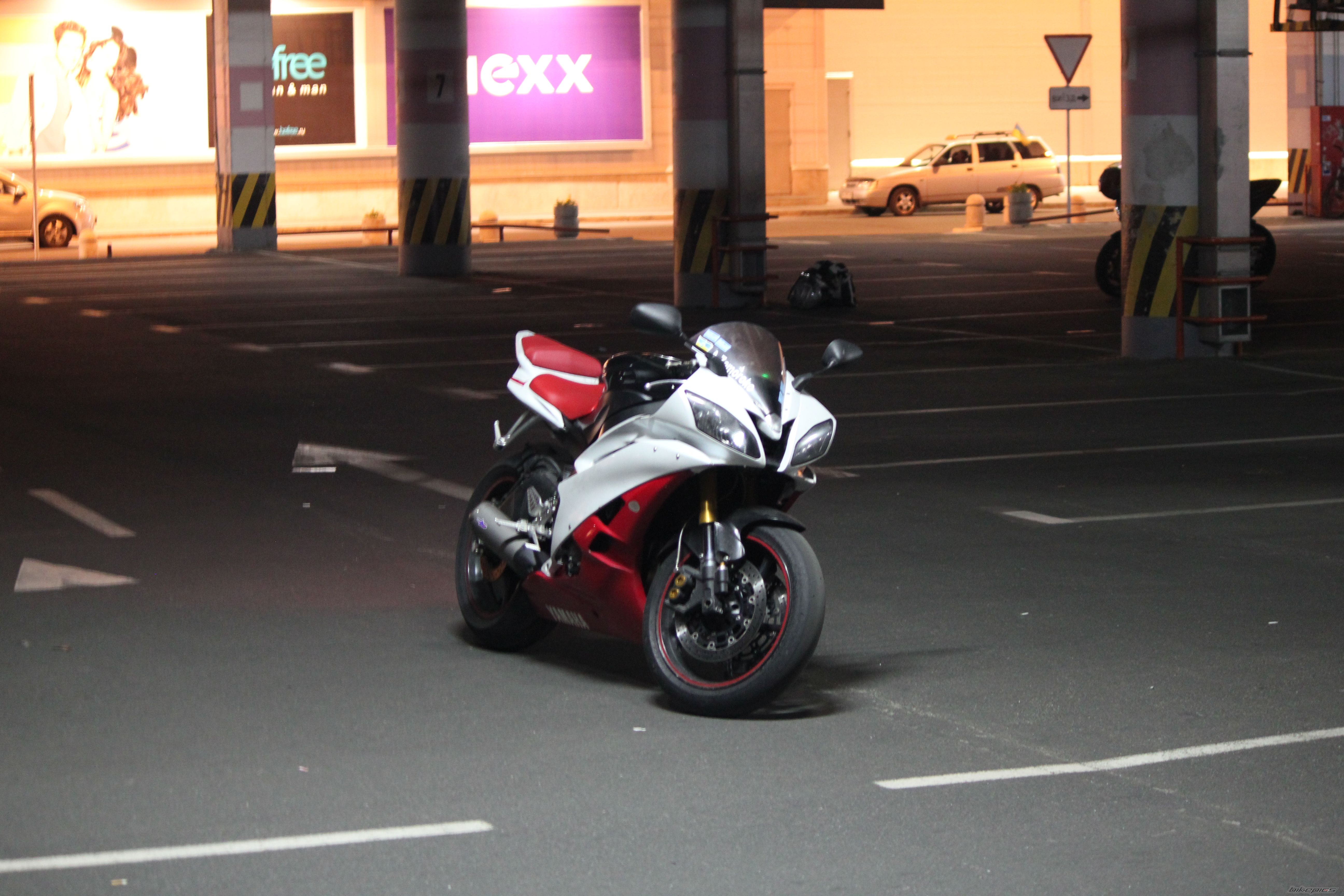 Photo 2425384