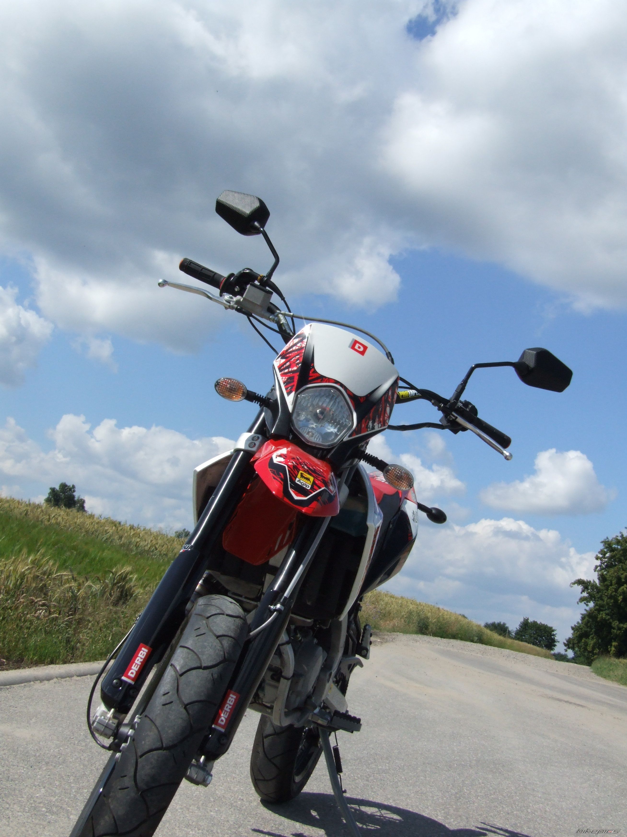 Bike Photo 2425403
