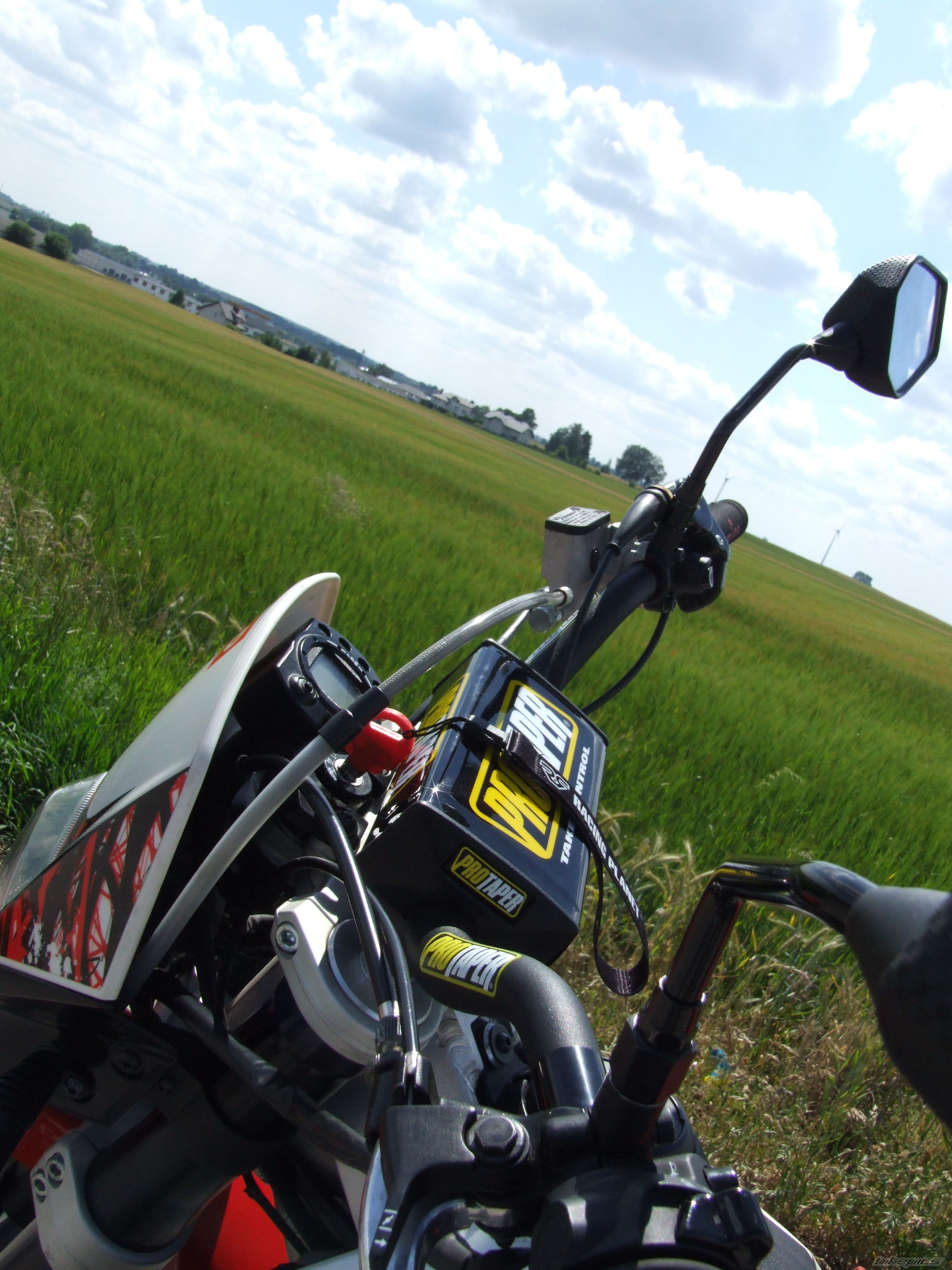 Bike Photo 2425404