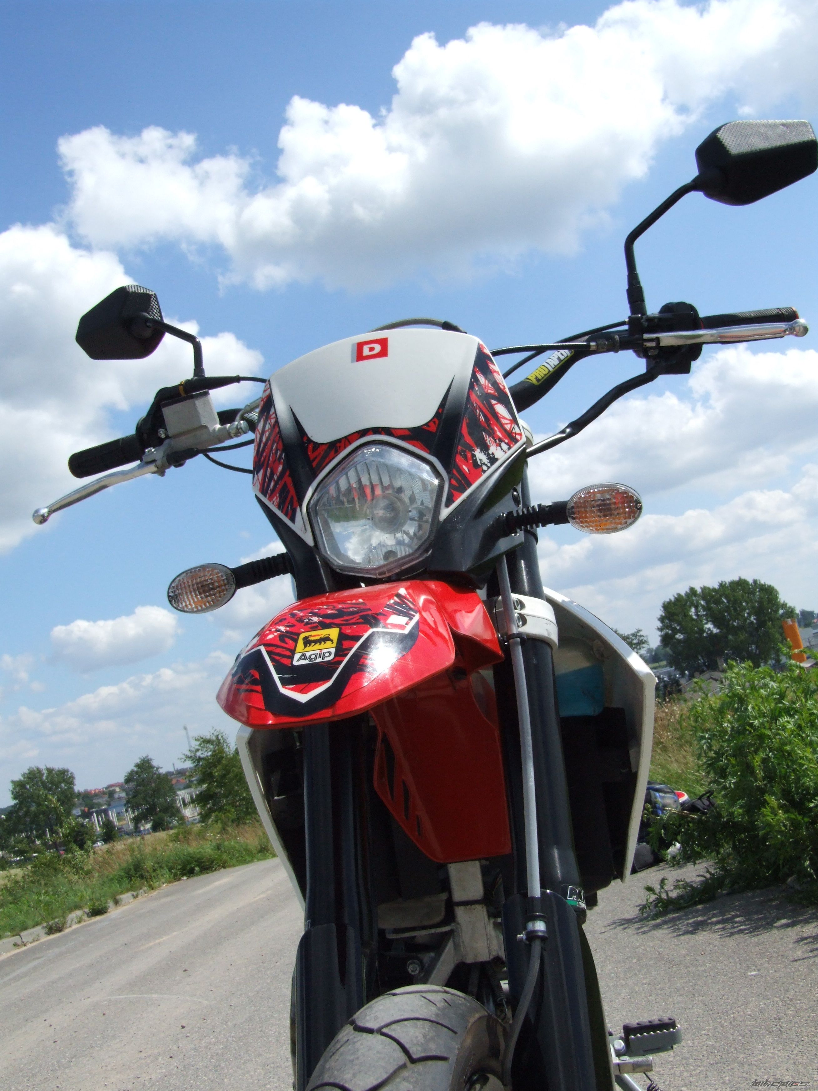 Photo 2425431