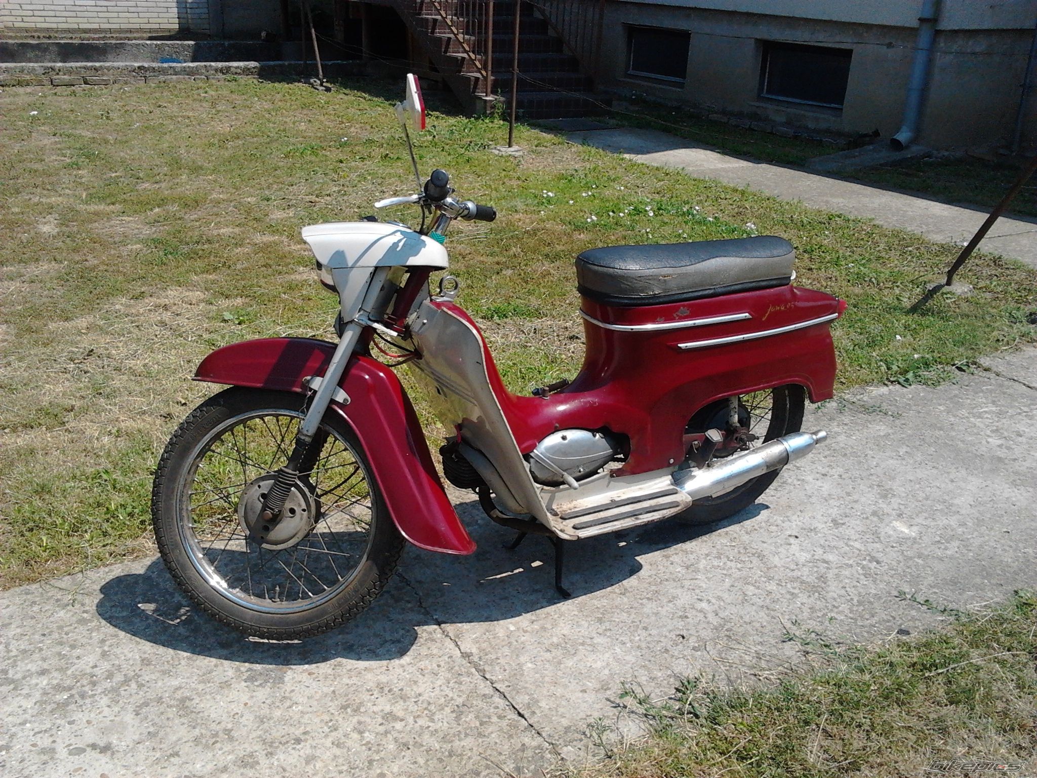 Photo 2425473