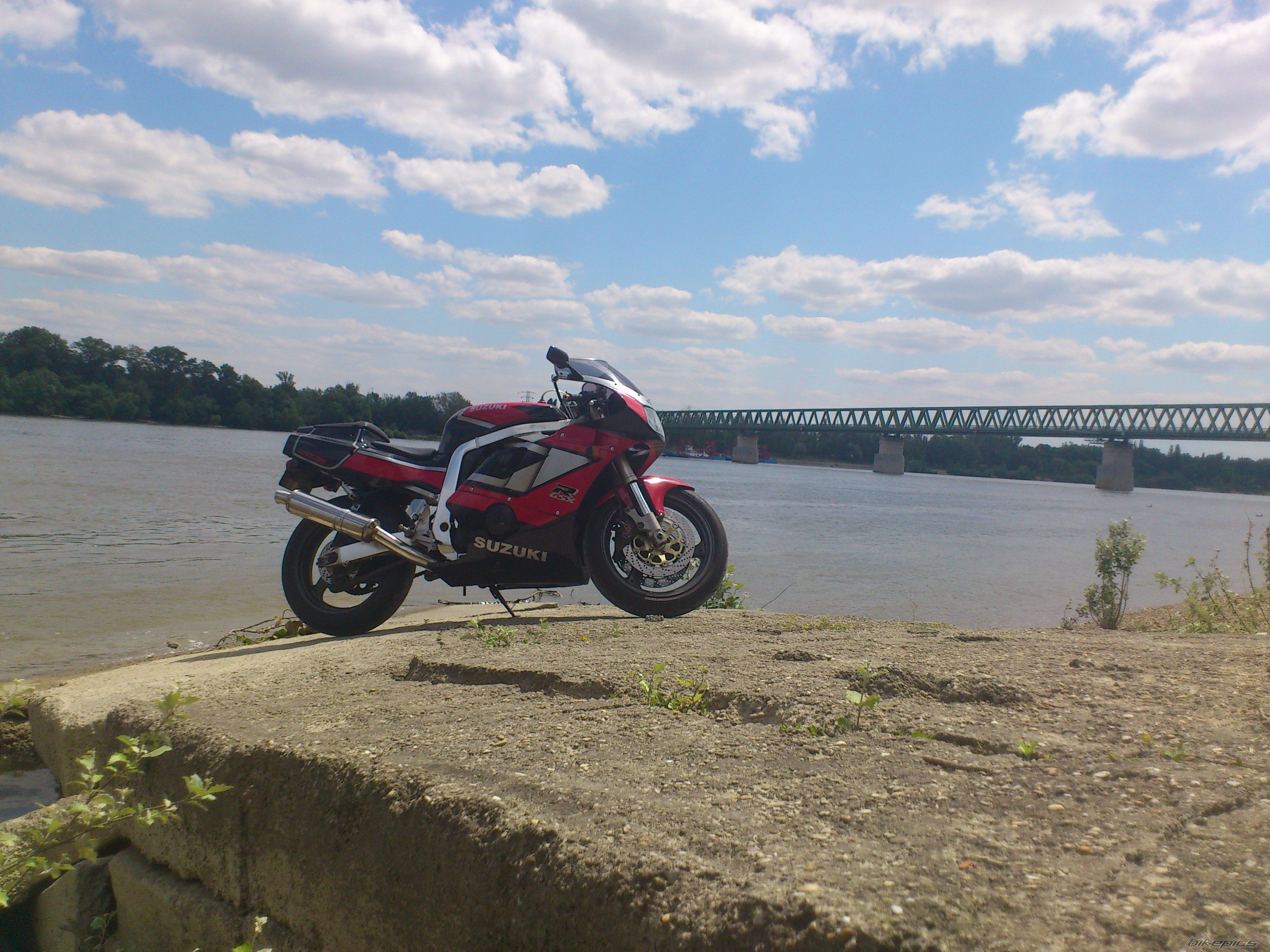 Photo 2425494
