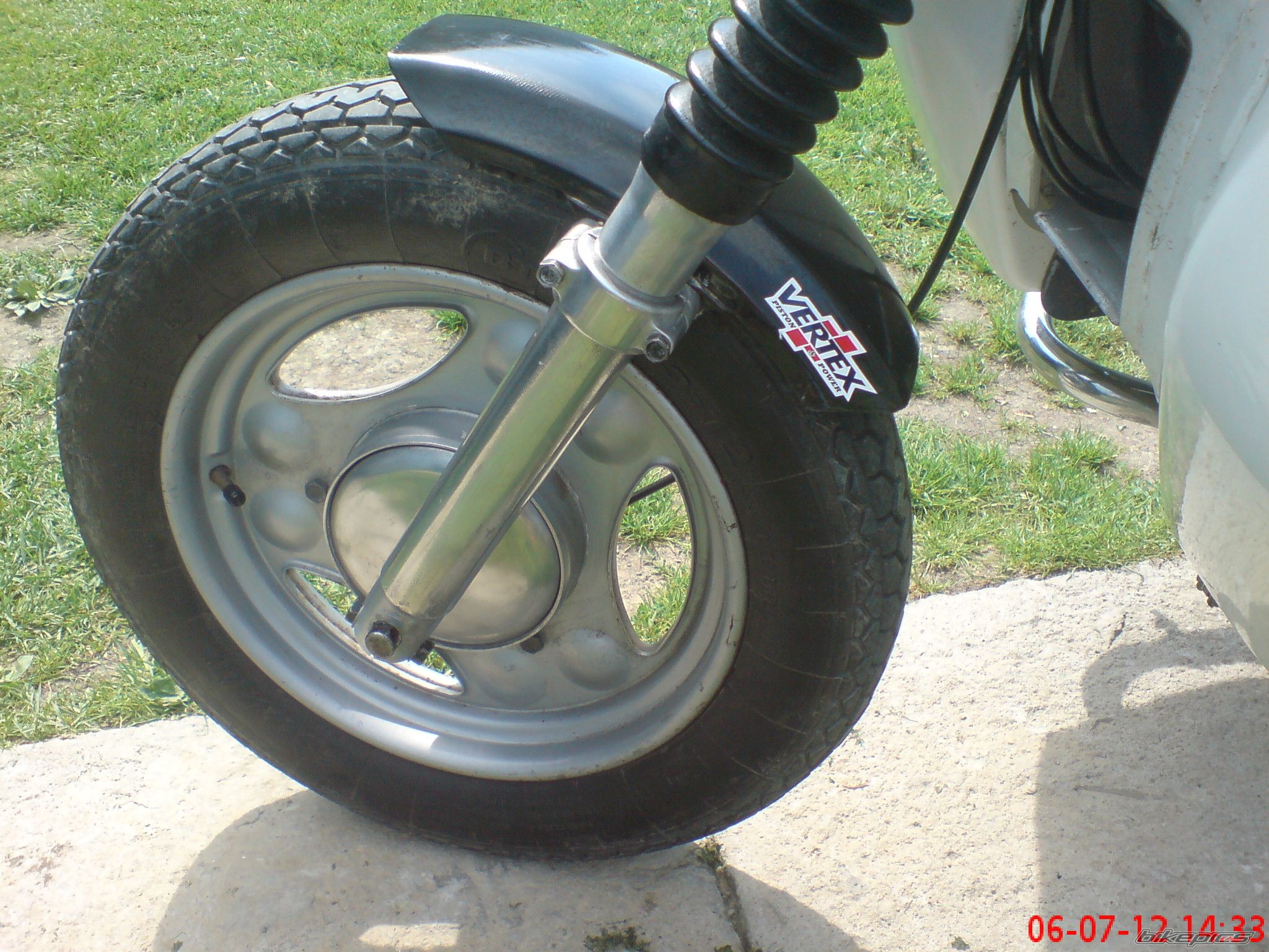 Photo 2425560