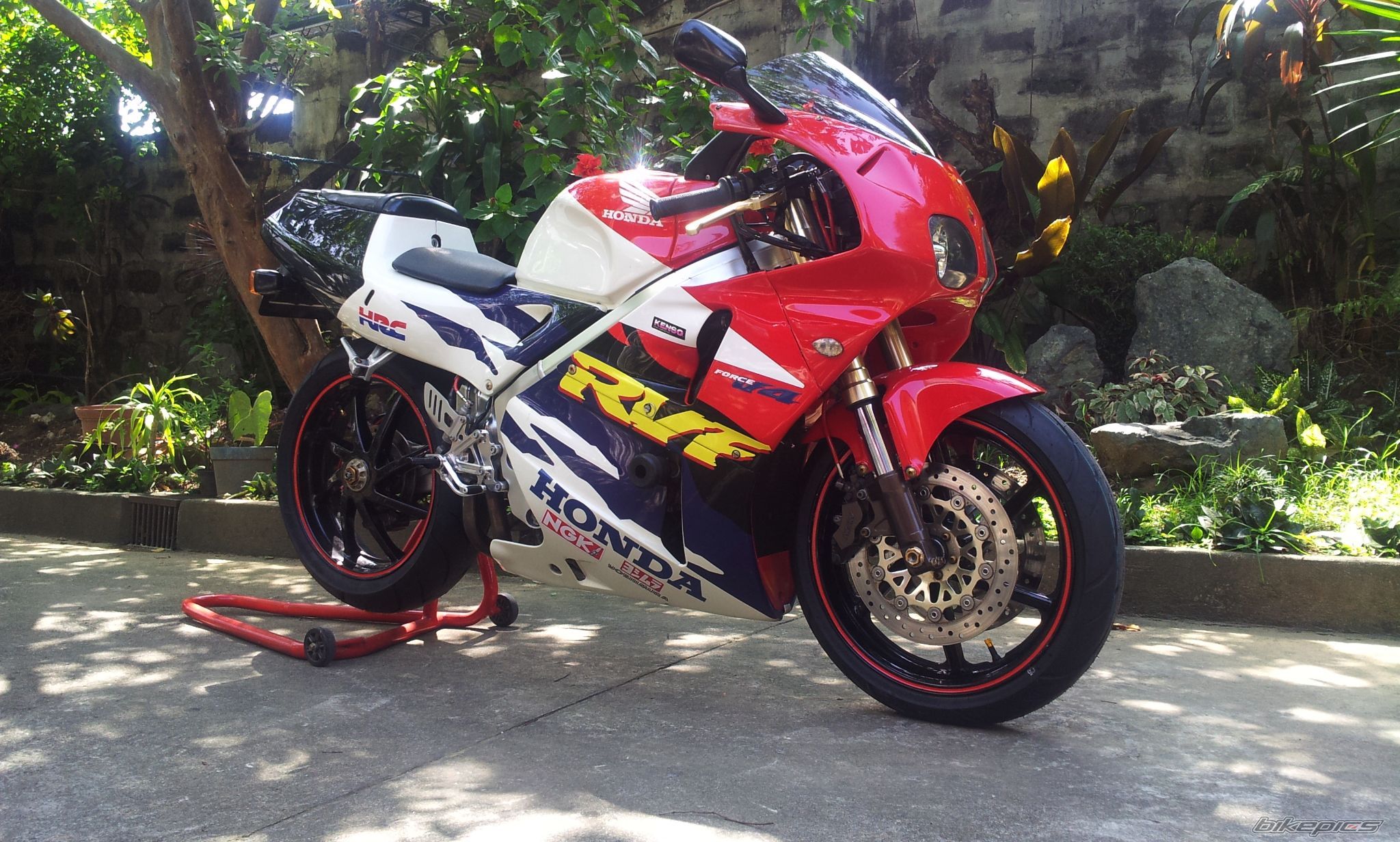 Photo 2425793