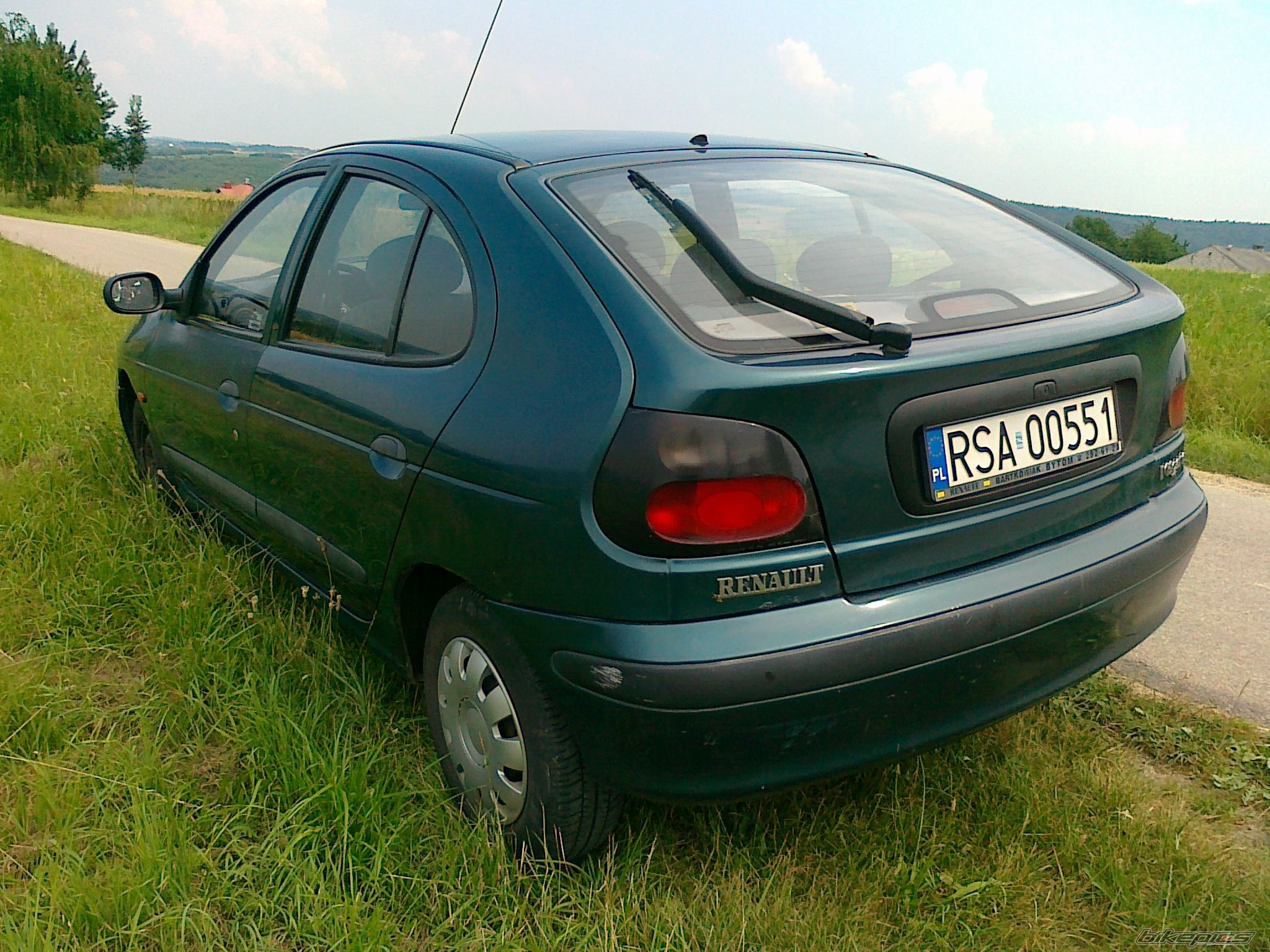 Photo 2425840