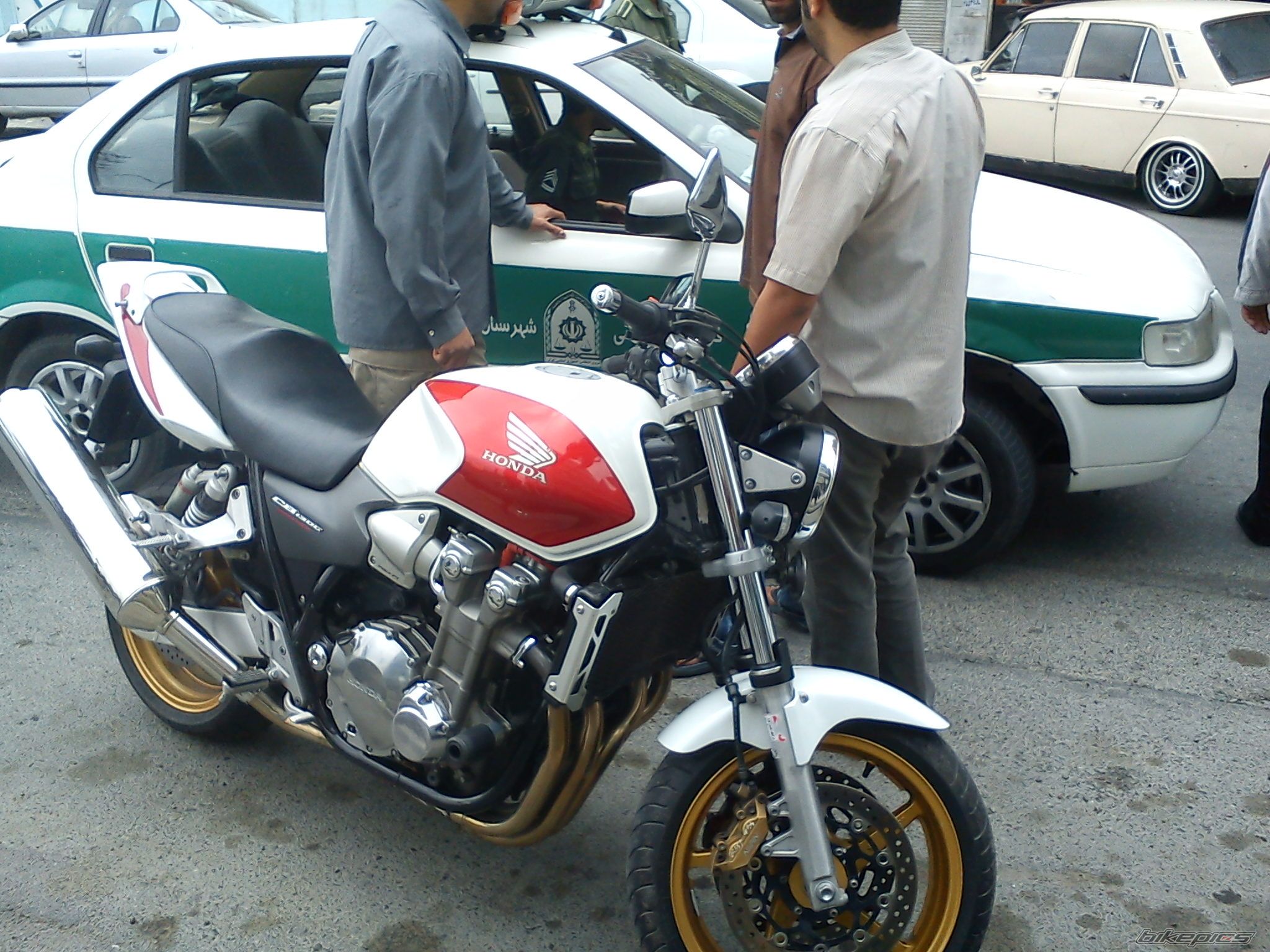 Photo 2425924