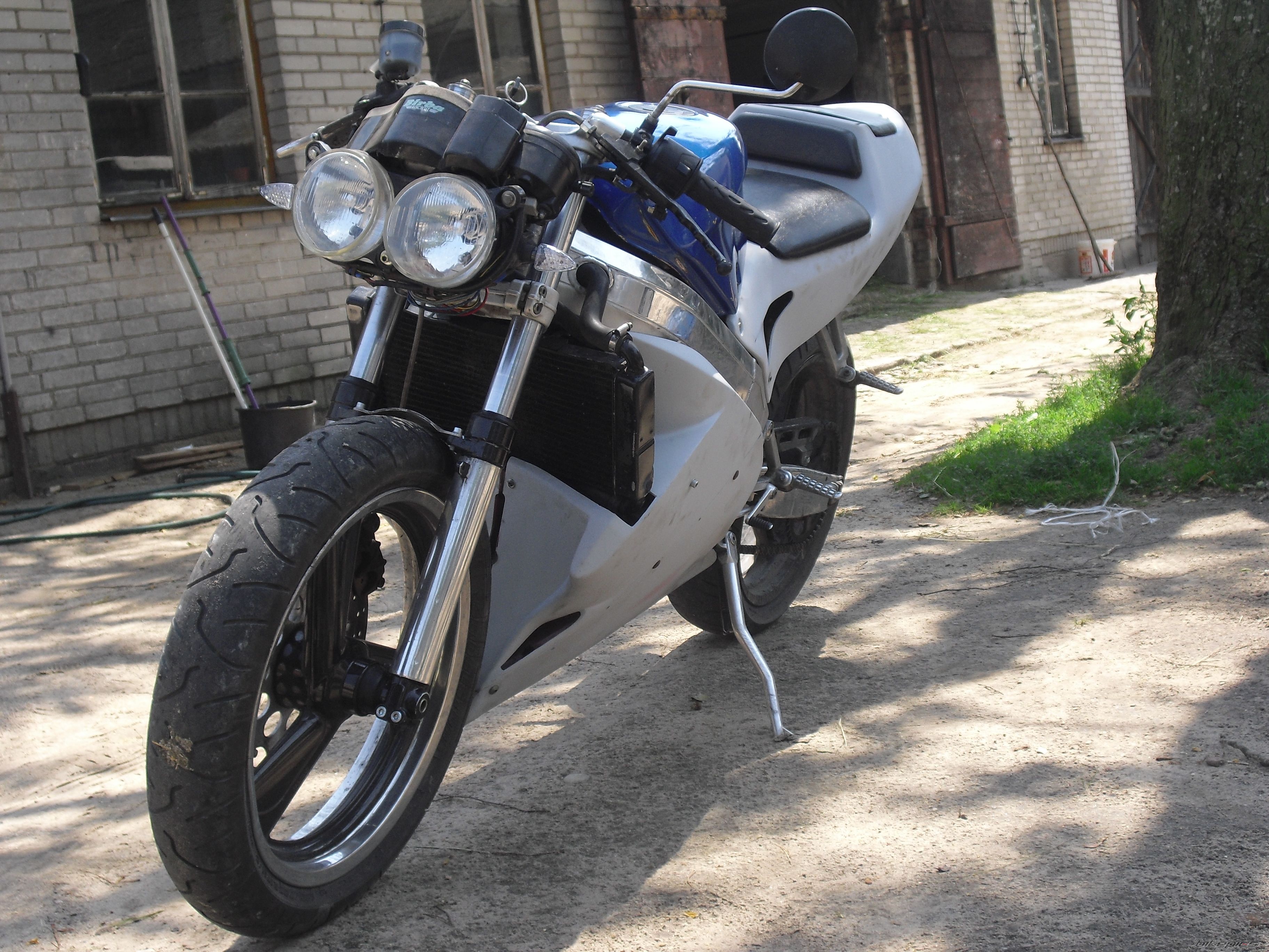 Photo 2426269