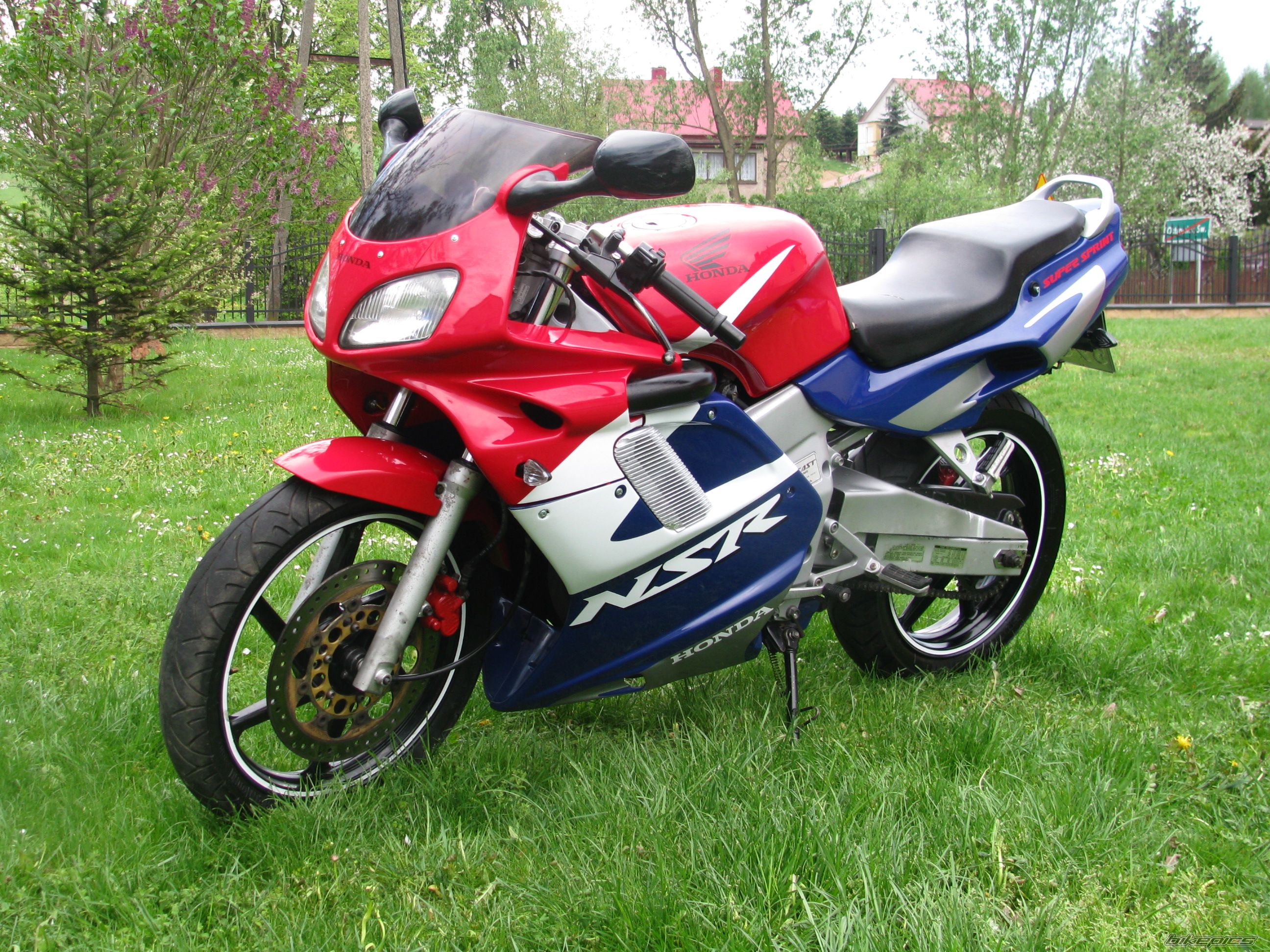 Photo 2426953