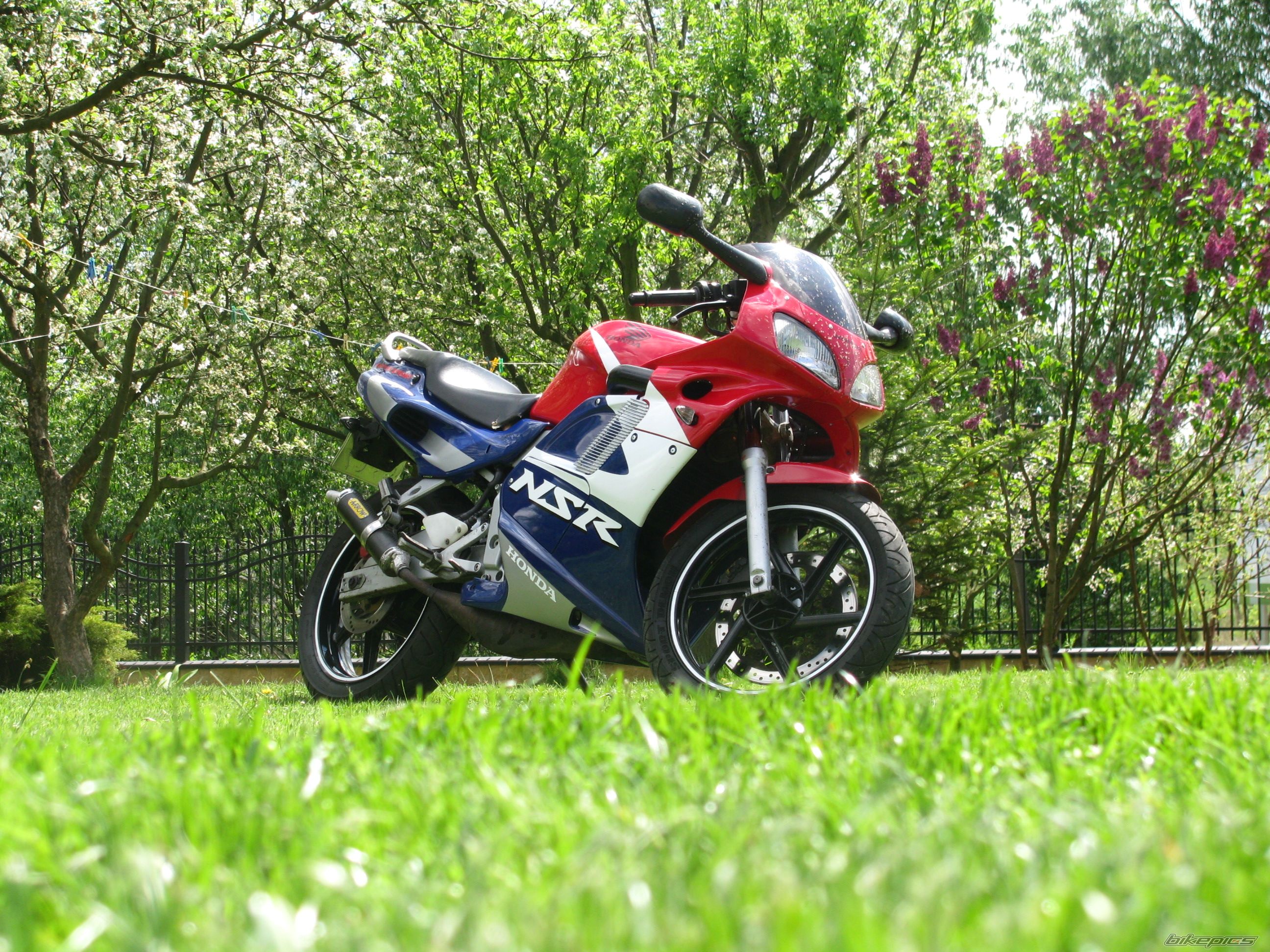 Photo 2426956
