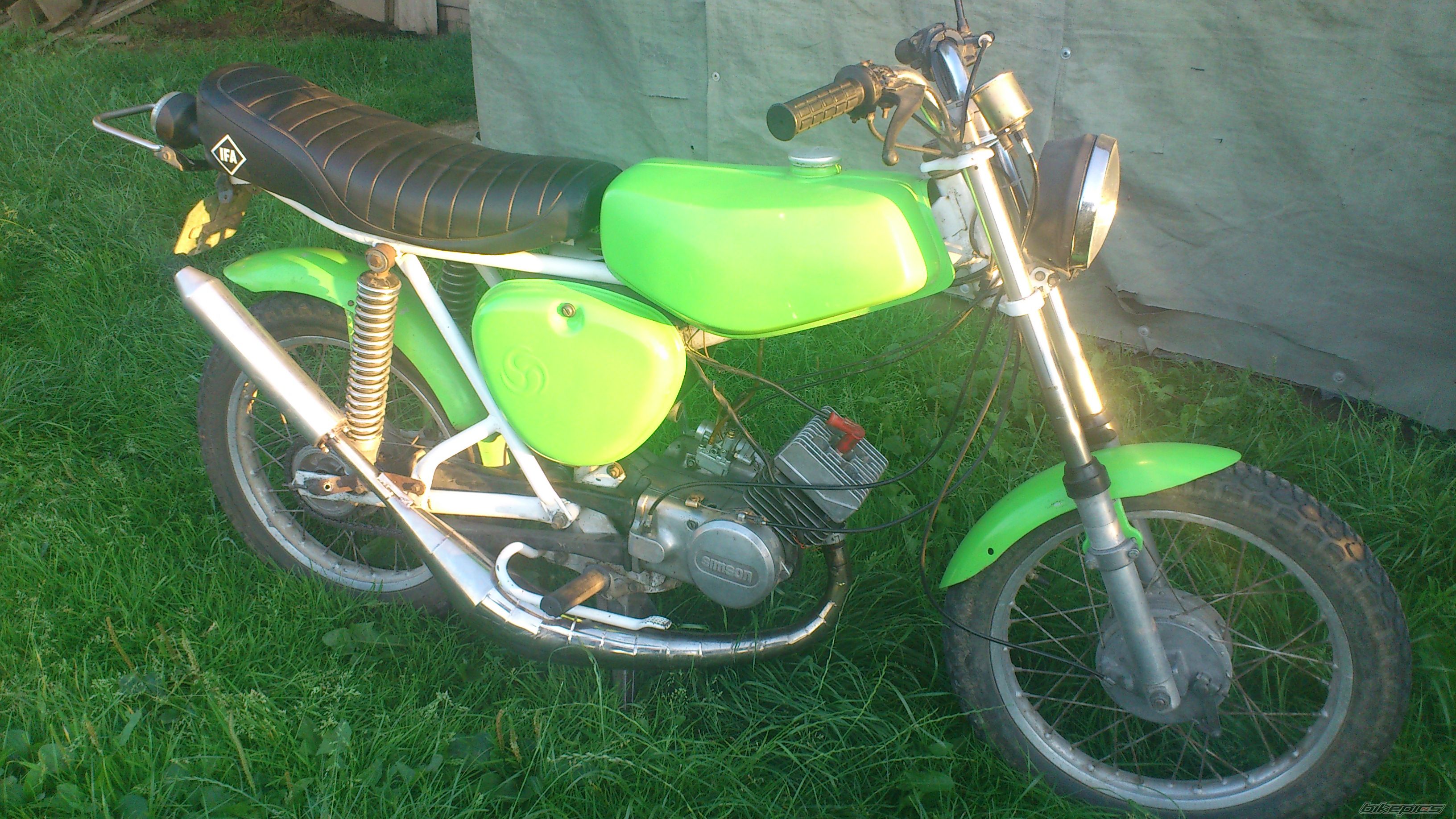 Photo 2426996