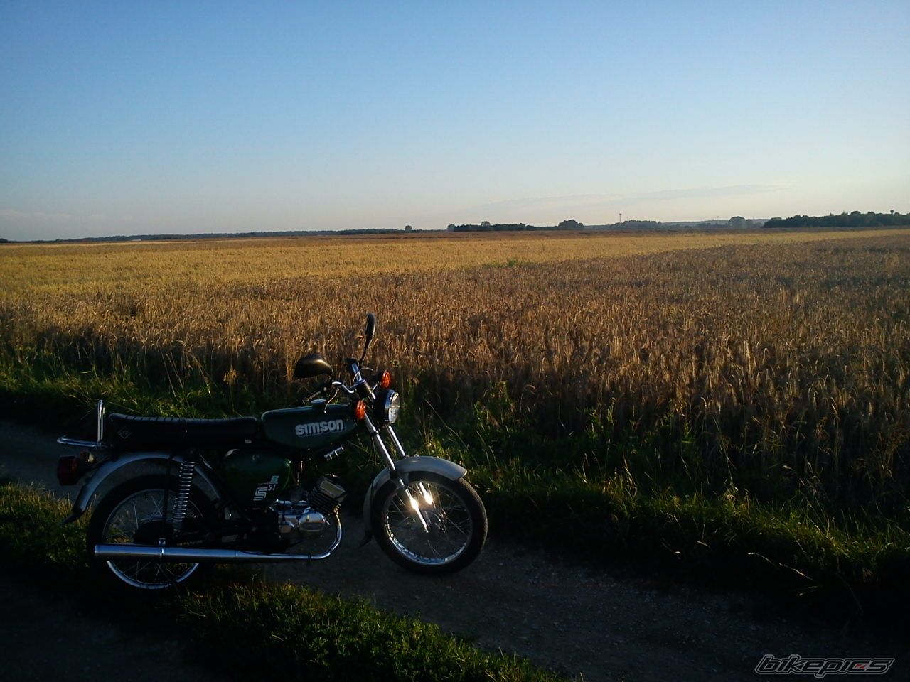 Photo 2427380