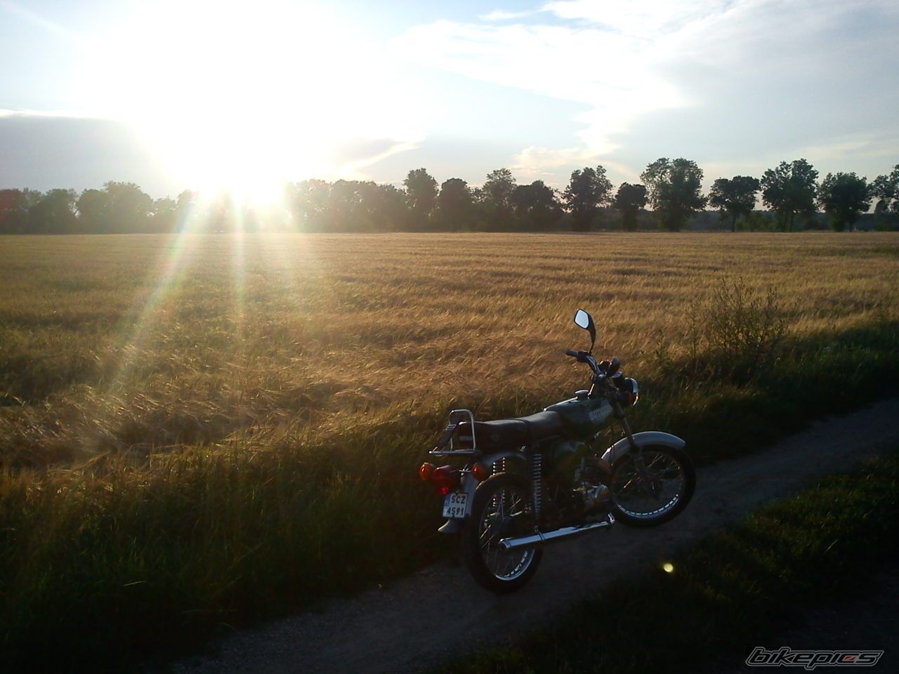 Photo 2427387
