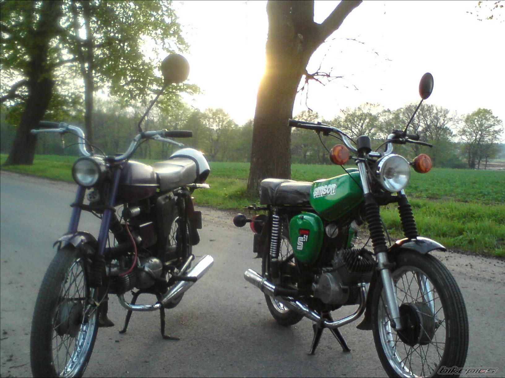 Photo 2427579