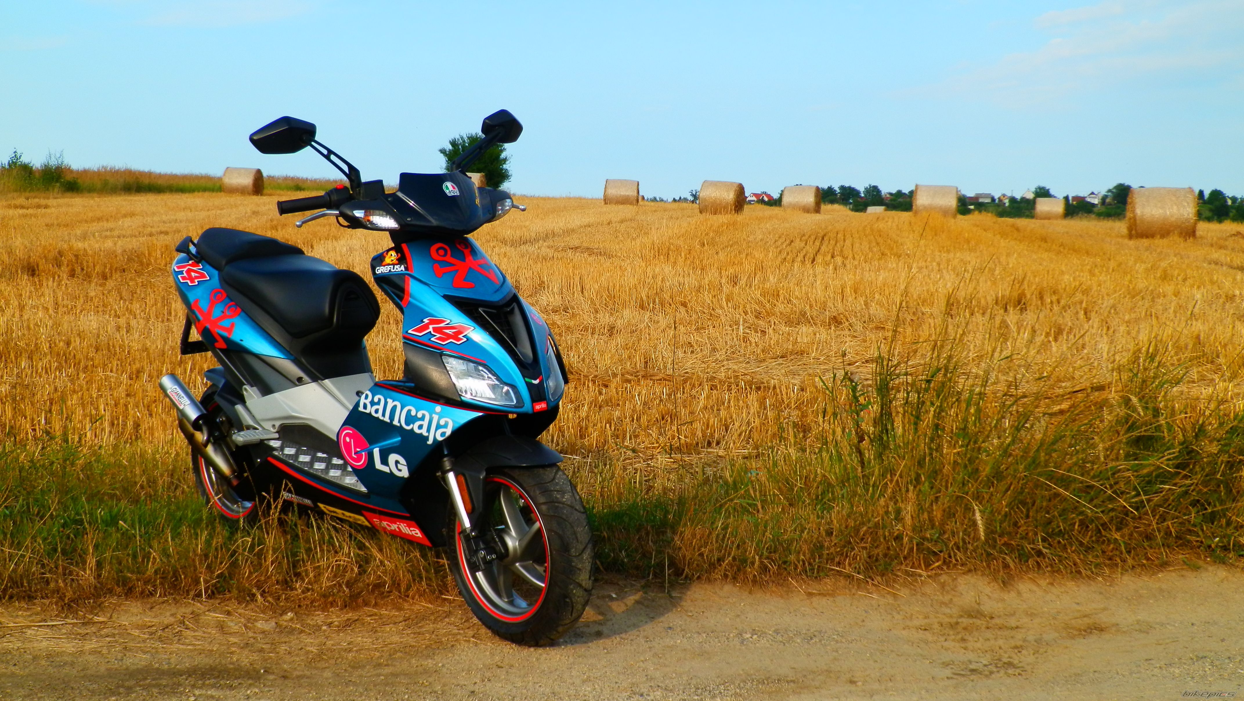 Bike Photo 2427676