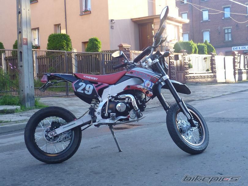 Photo 2427736