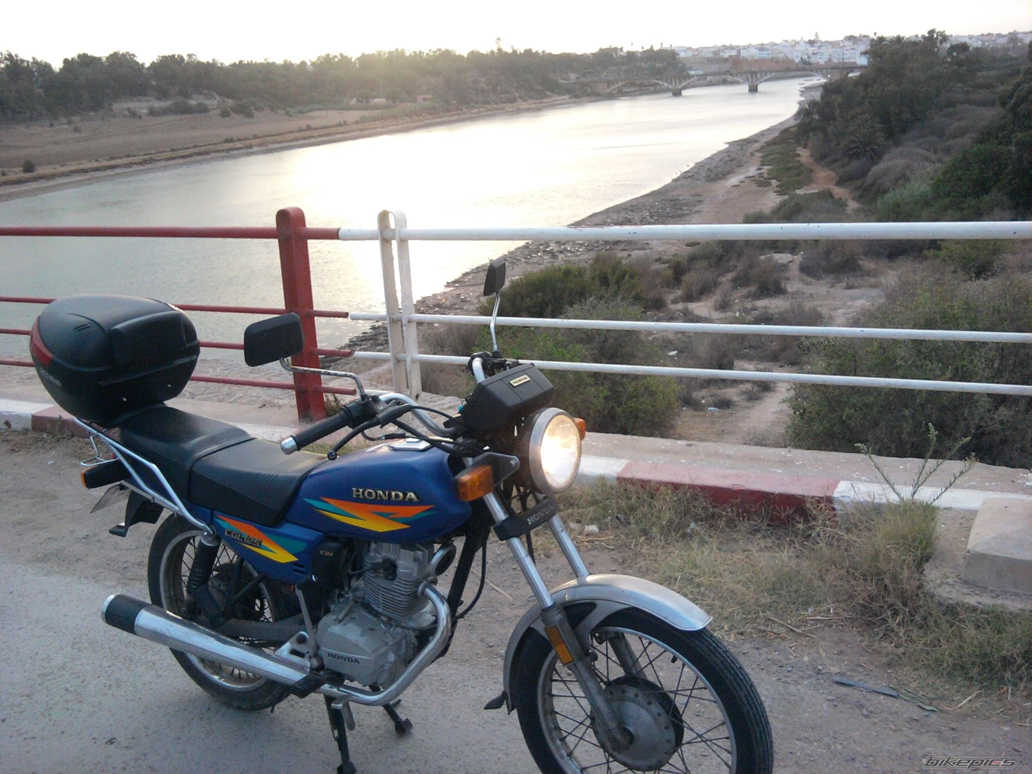 Photo 2427817
