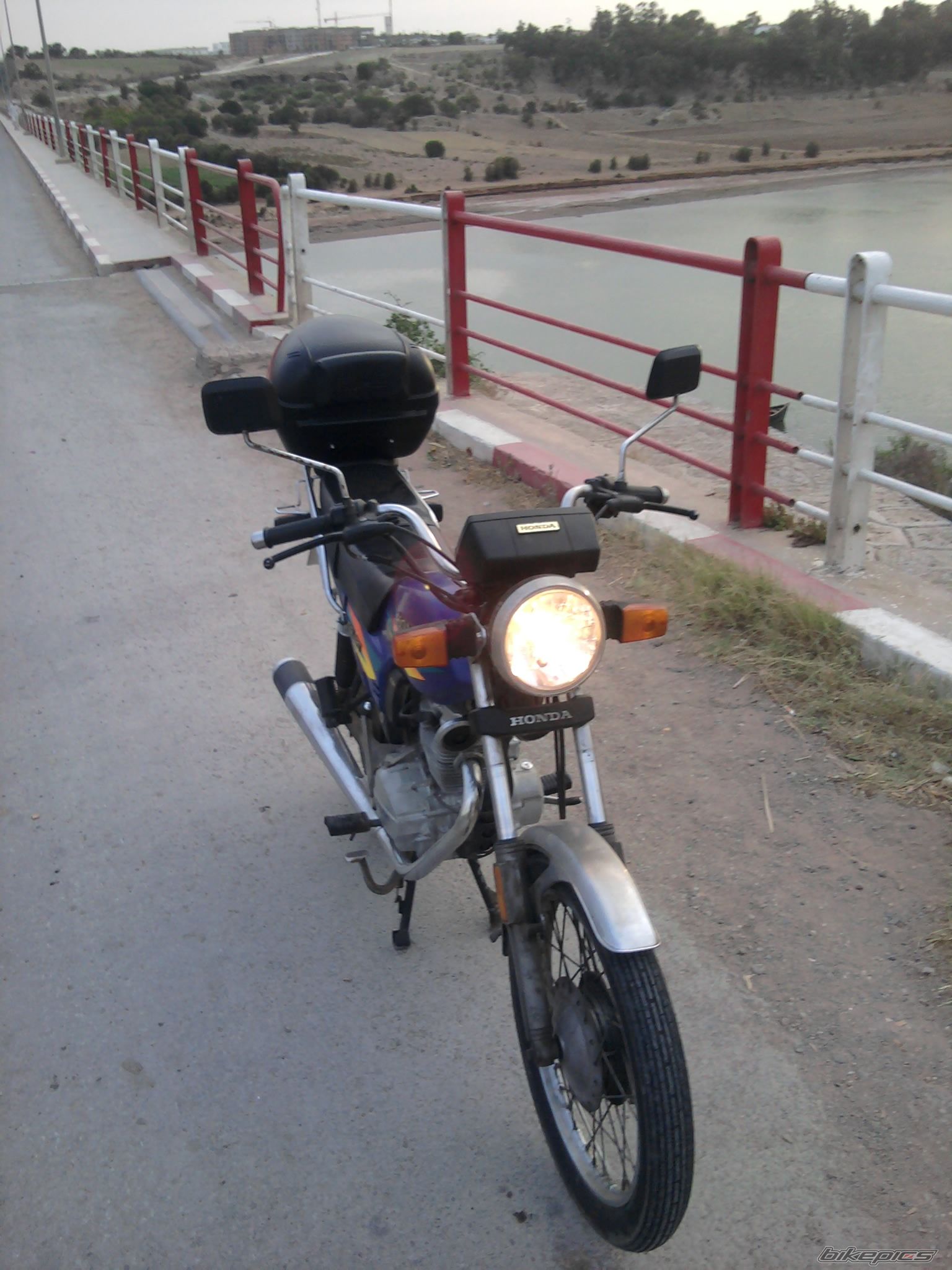 Photo 2427823
