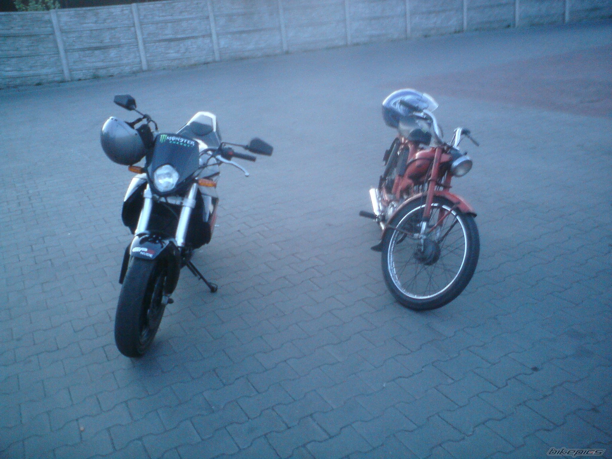 Bike Photo 2427946