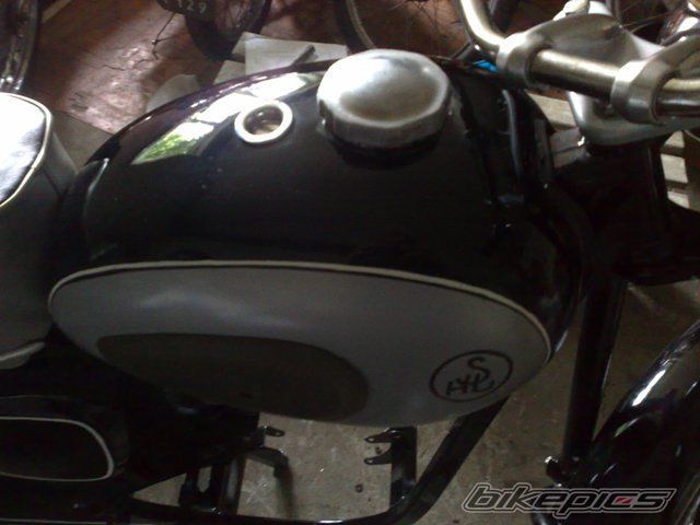 Photo 2428040
