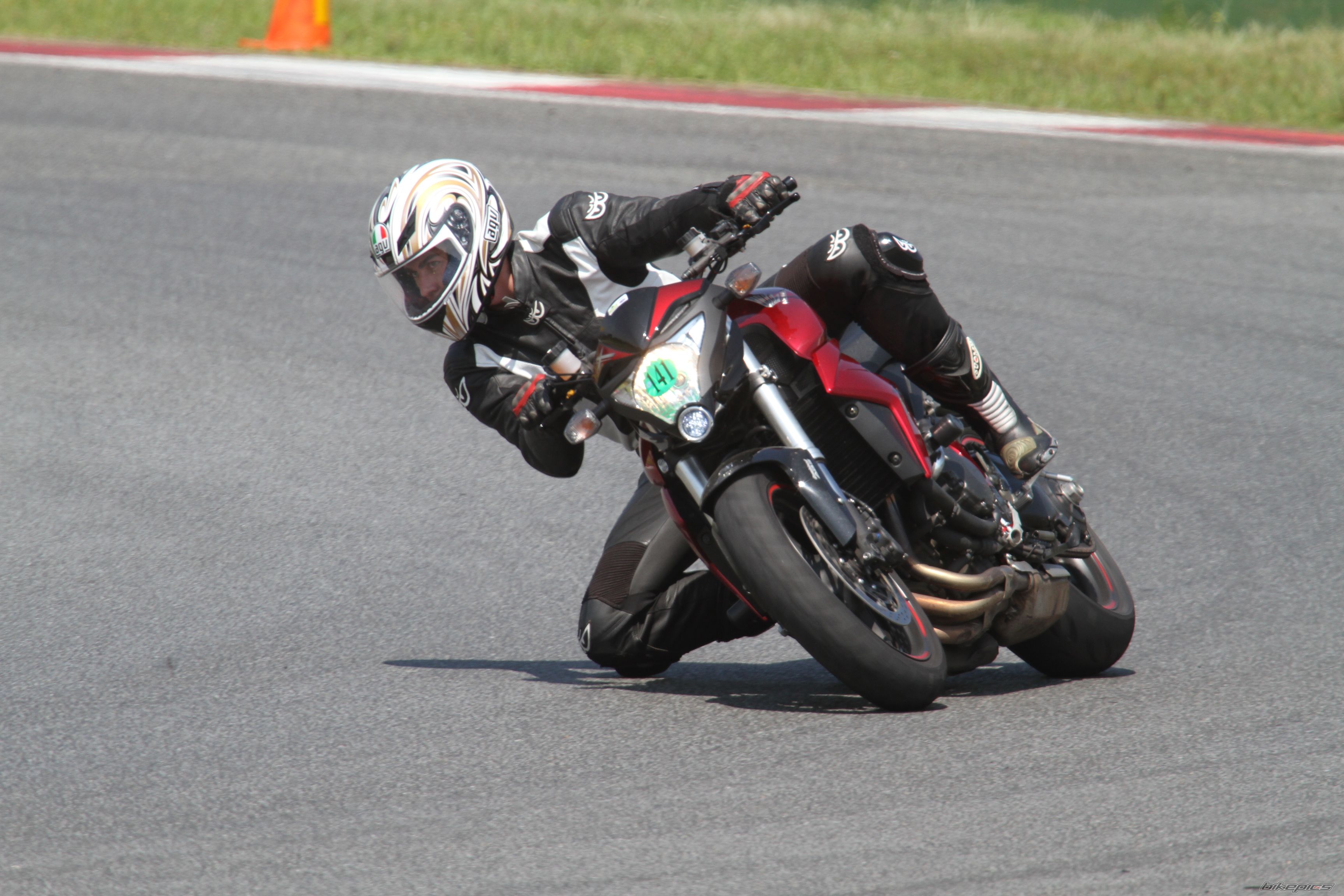 Photo 2428140