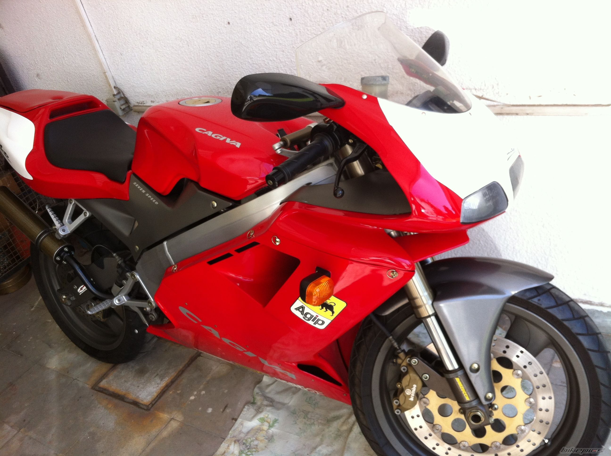 Photo 2428435