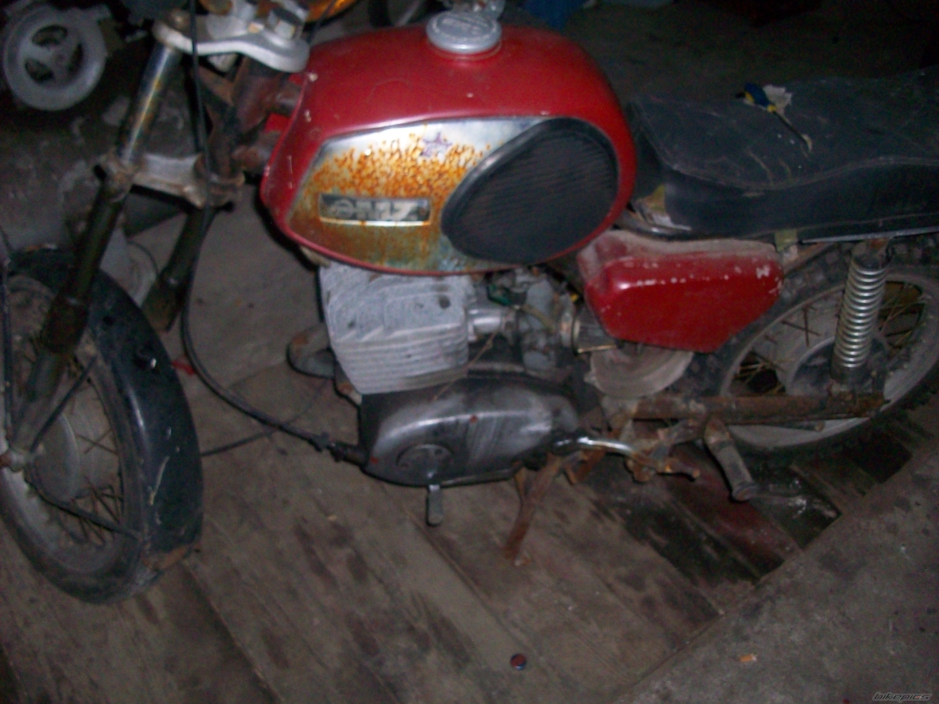 Photo 2428552