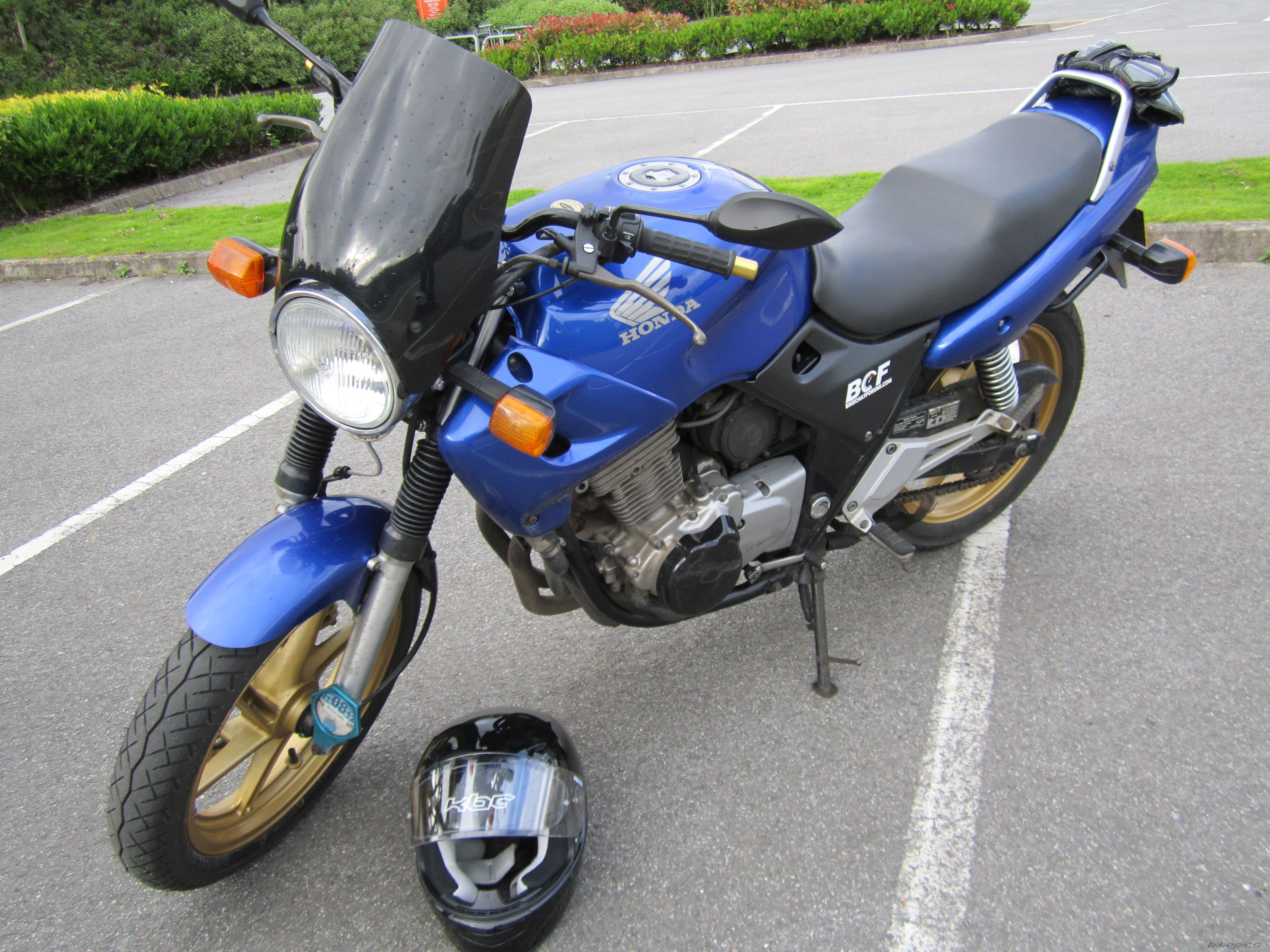 Photo 2428561