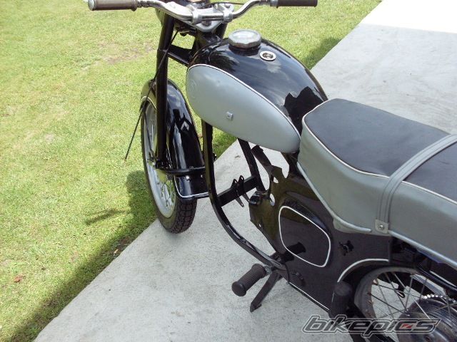 Photo 2428803