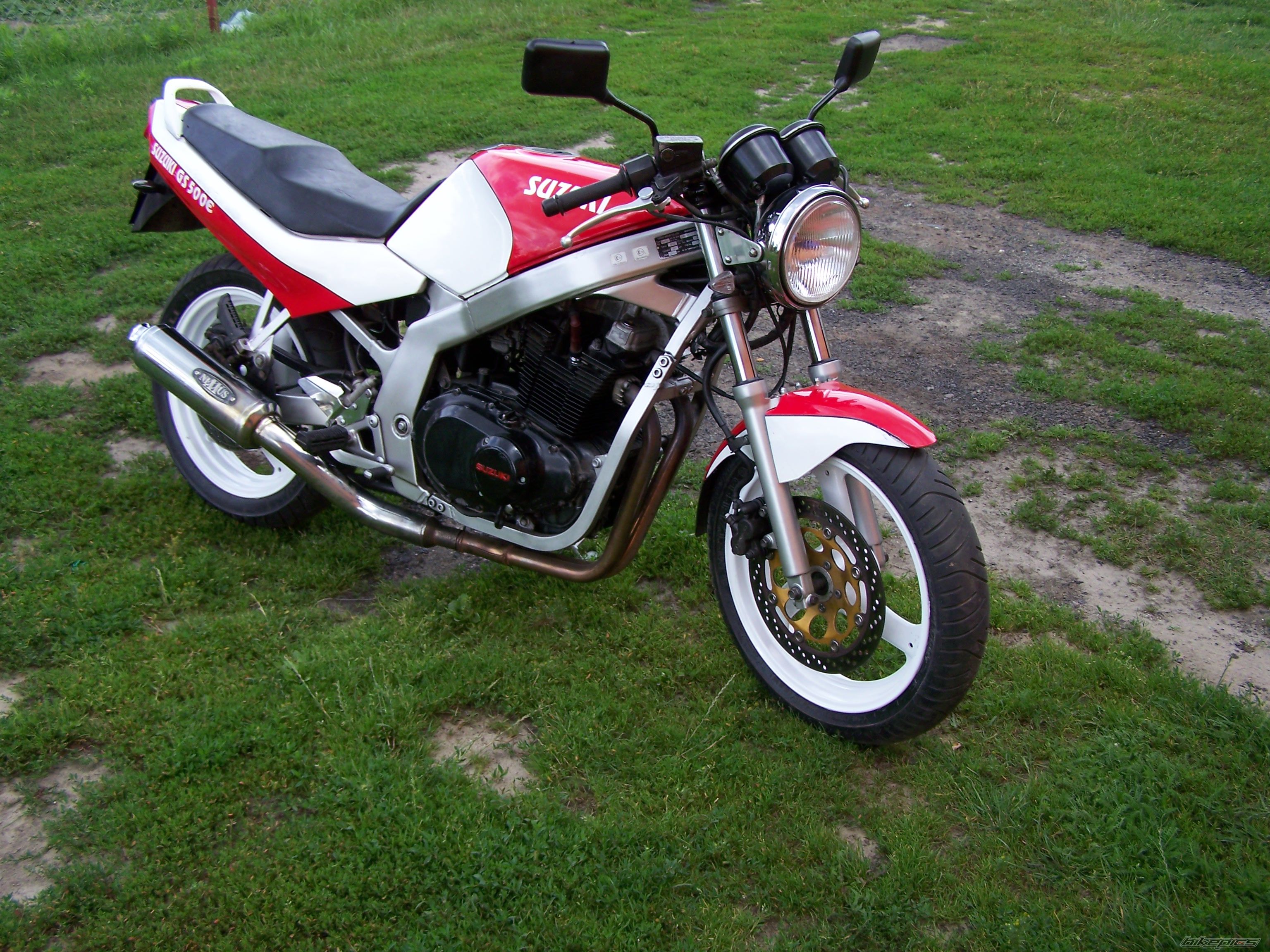 Photo 2428820
