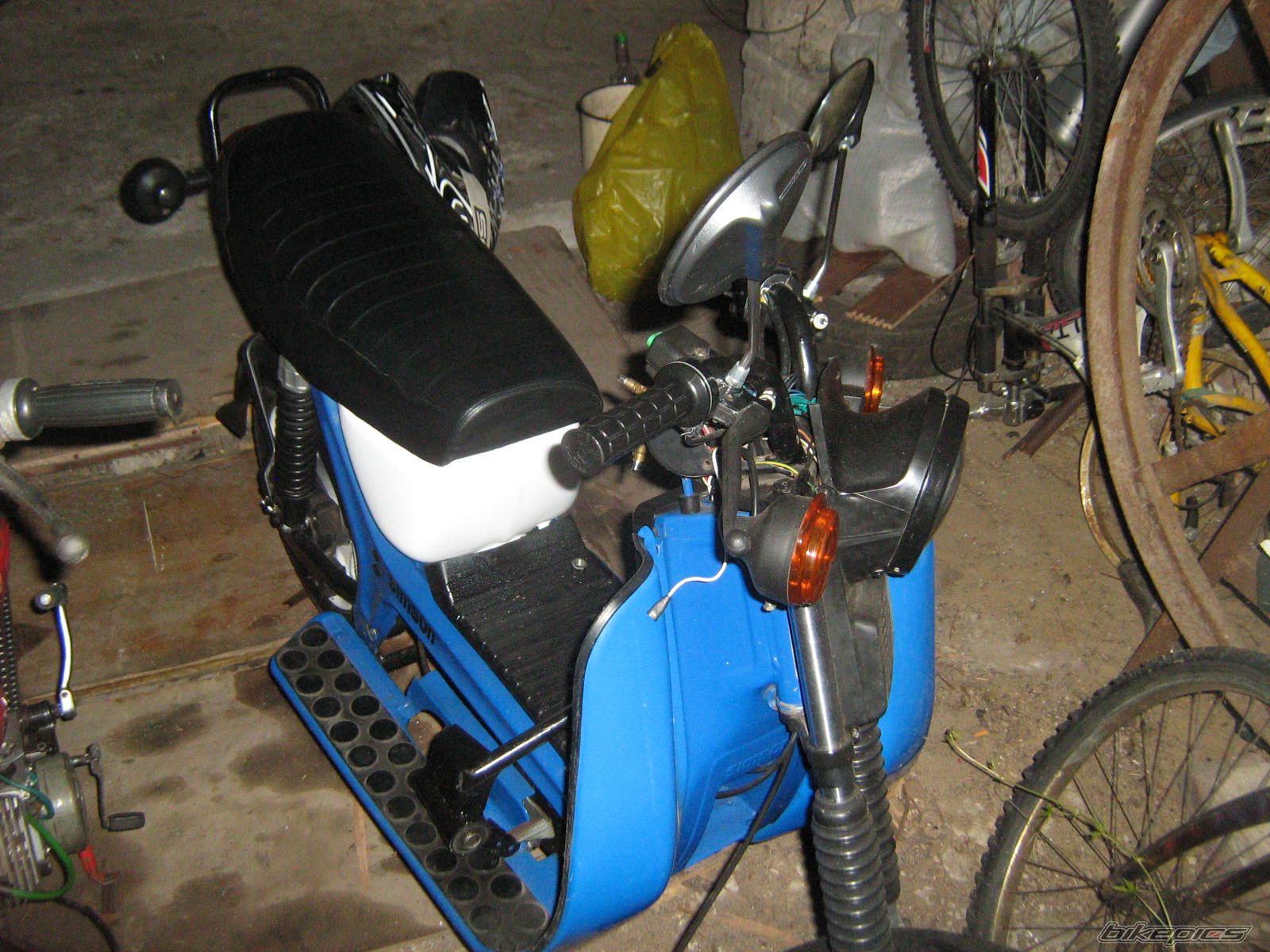 Photo 2428918