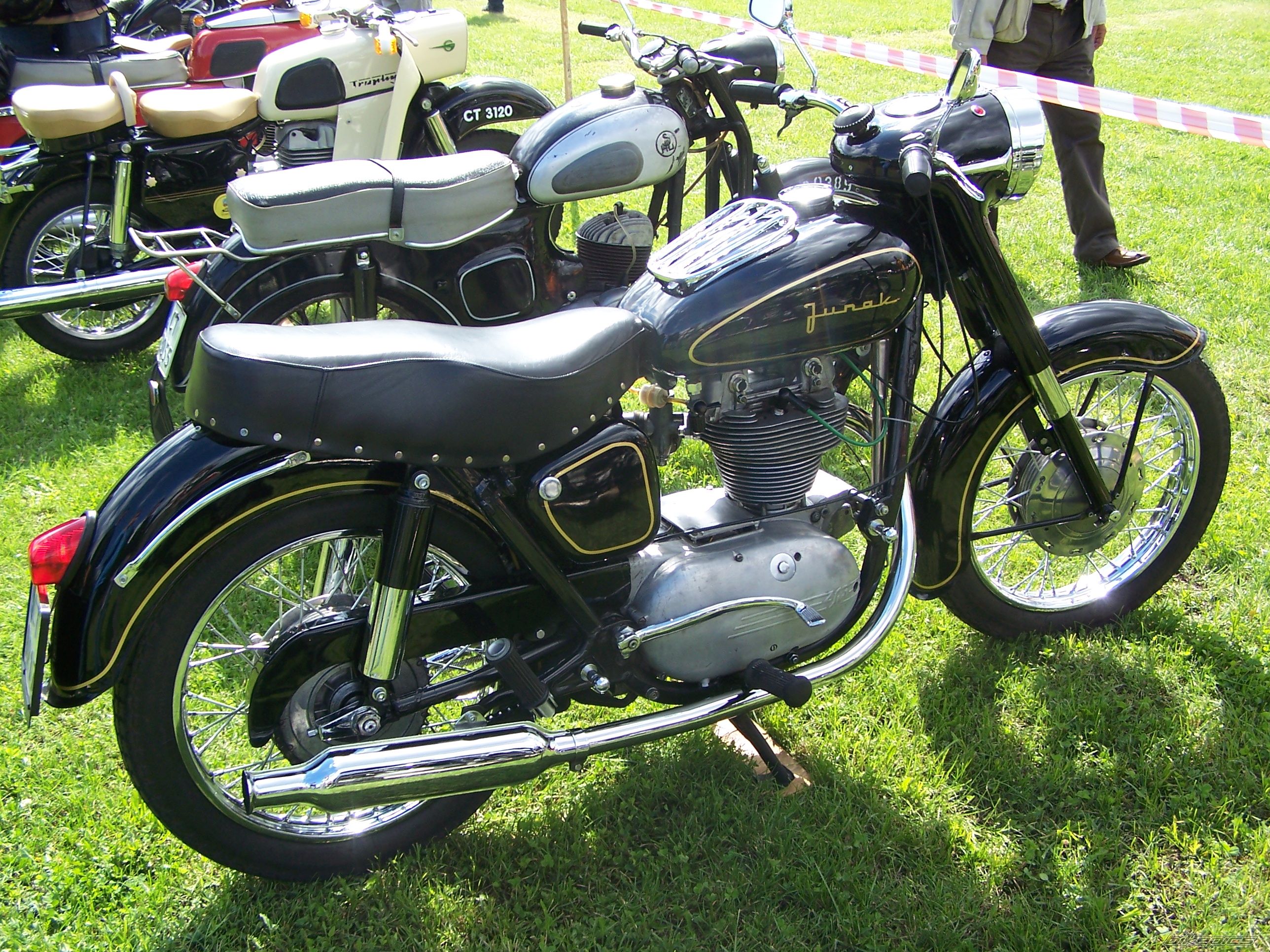 Bike Photo 2428972