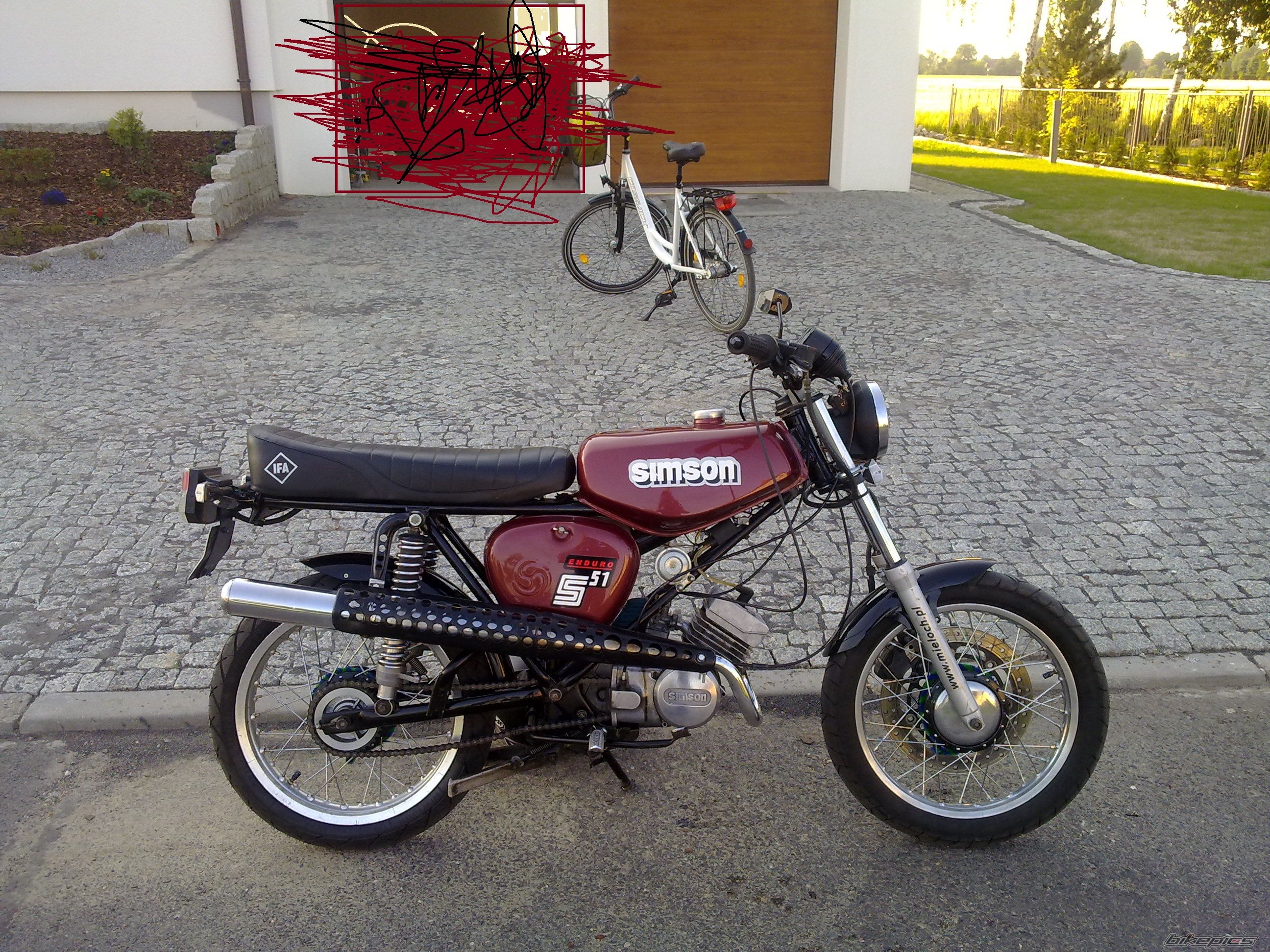 Photo 2429253