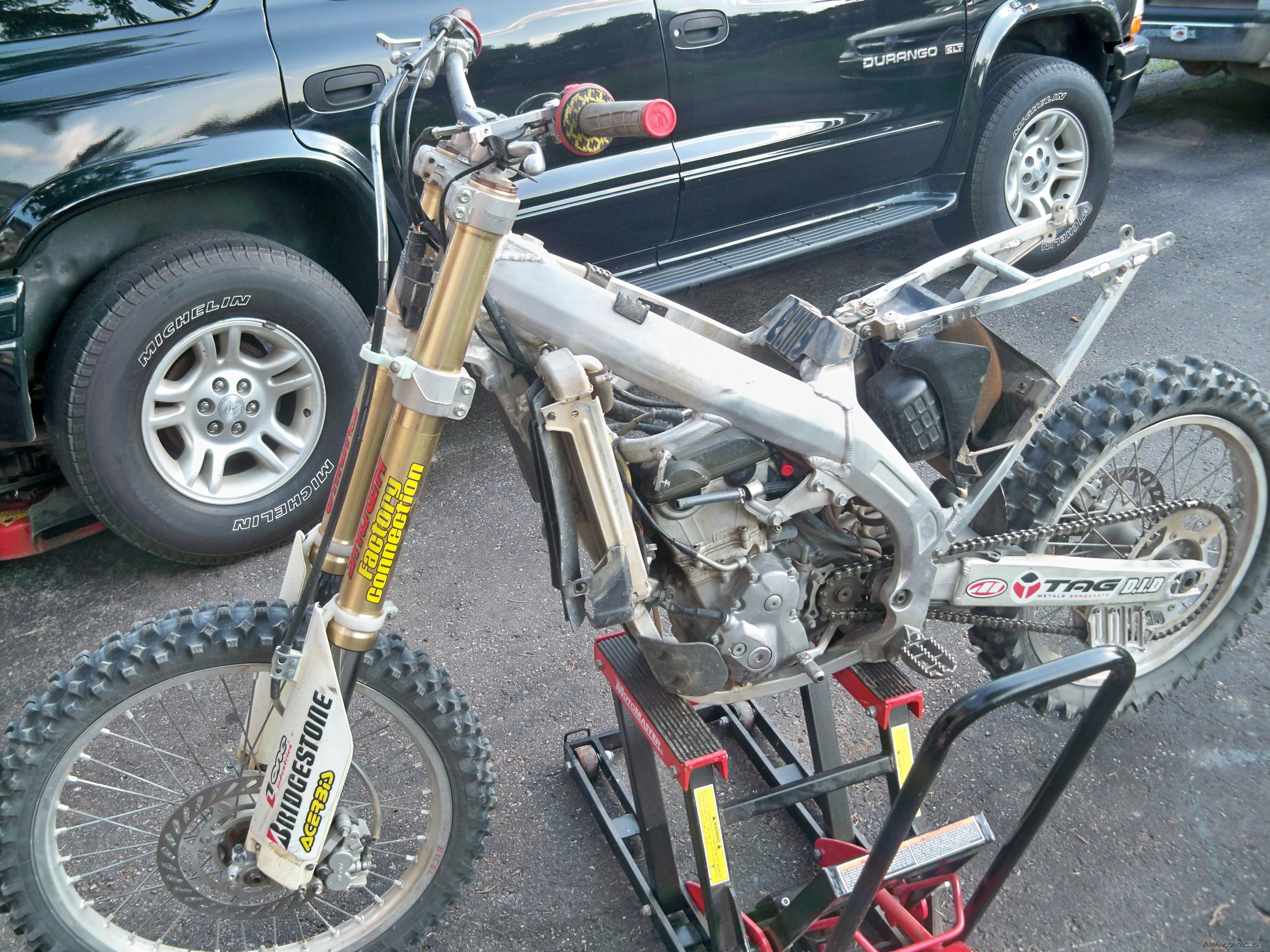Photo 2429357
