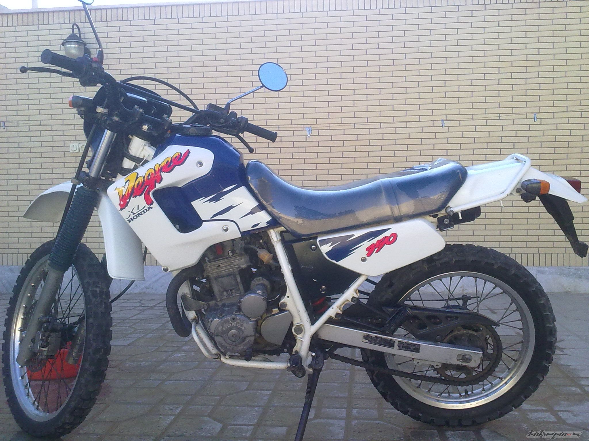 Photo 2430097
