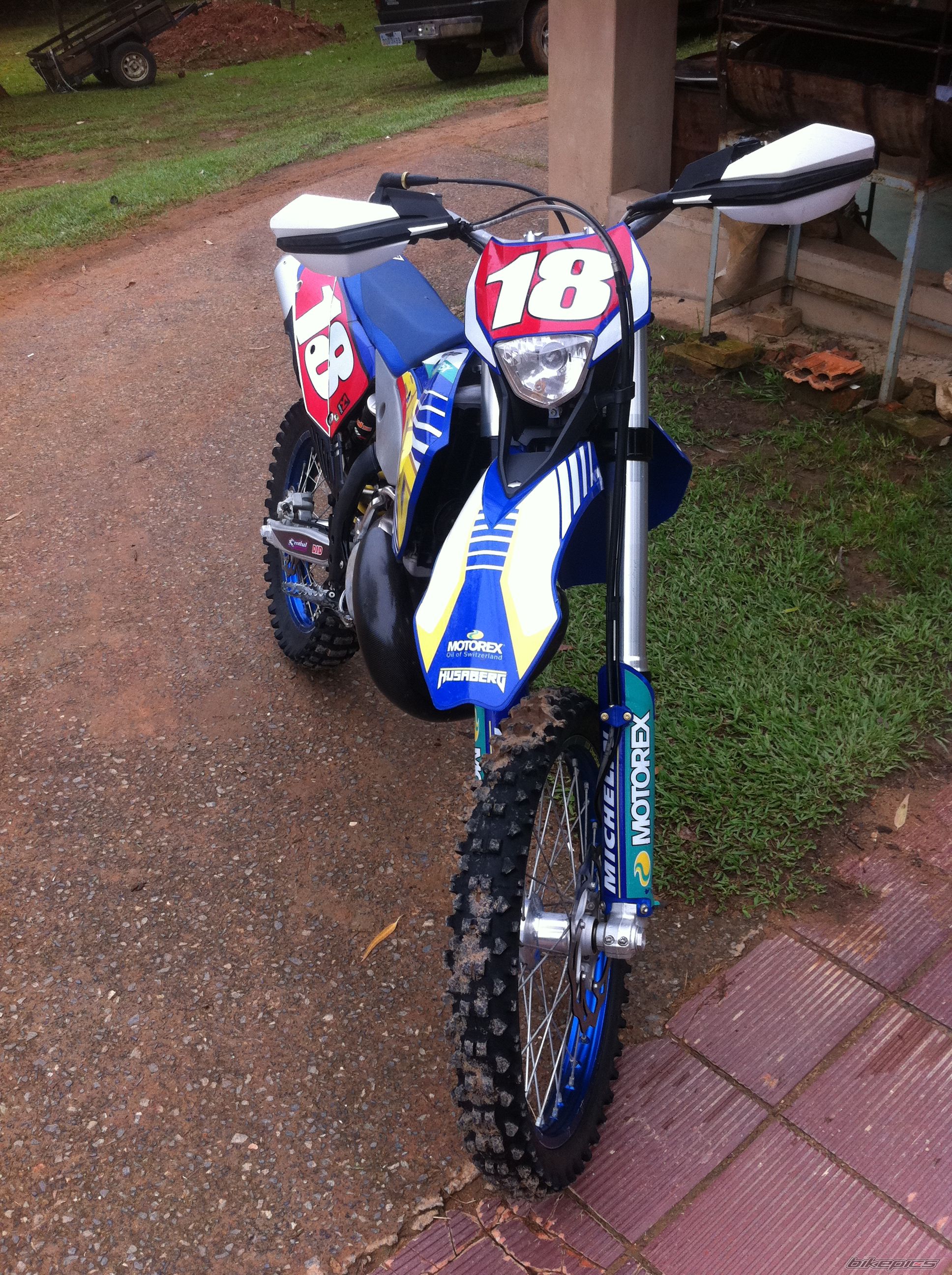 Photo 2430638