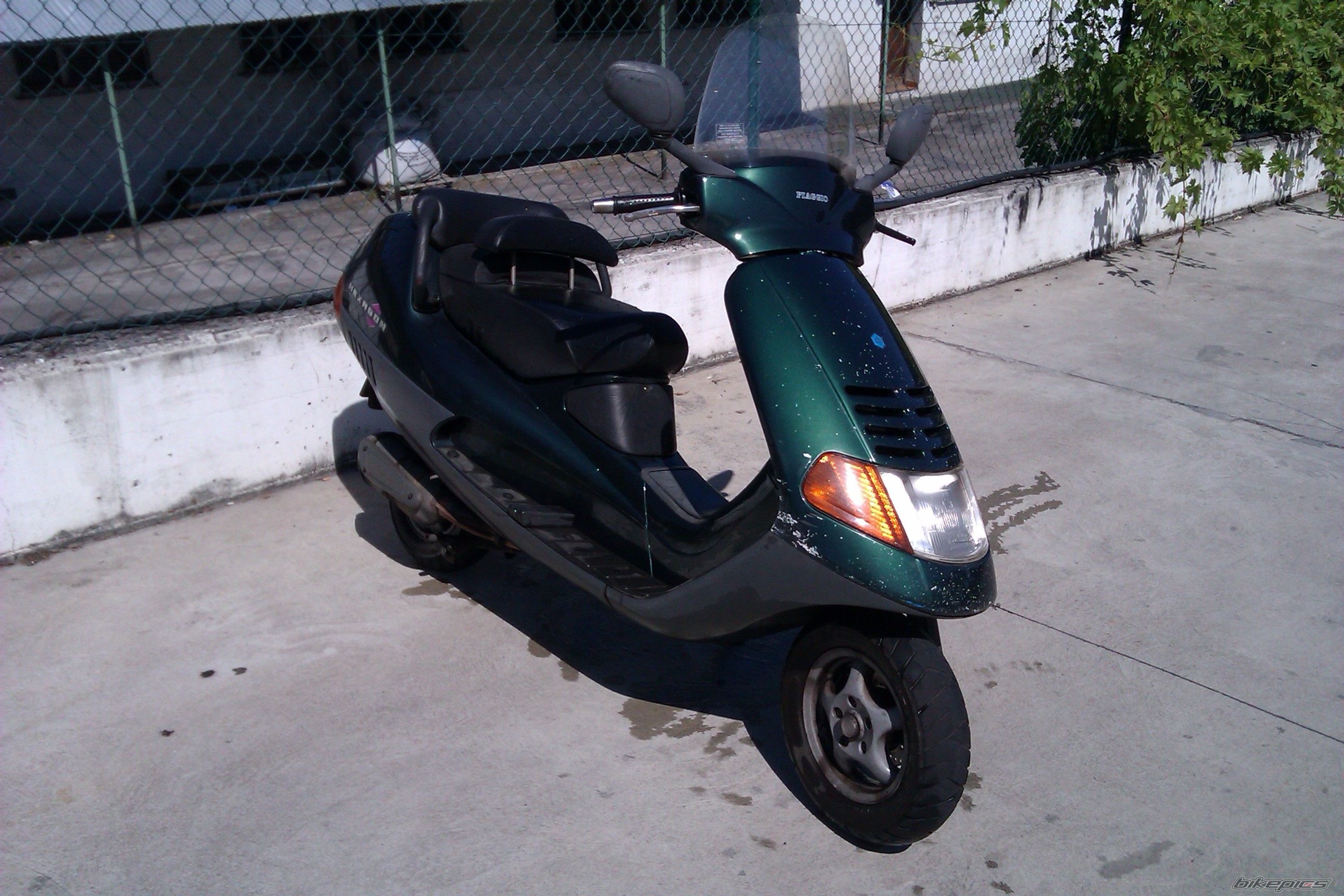 Photo 2431173