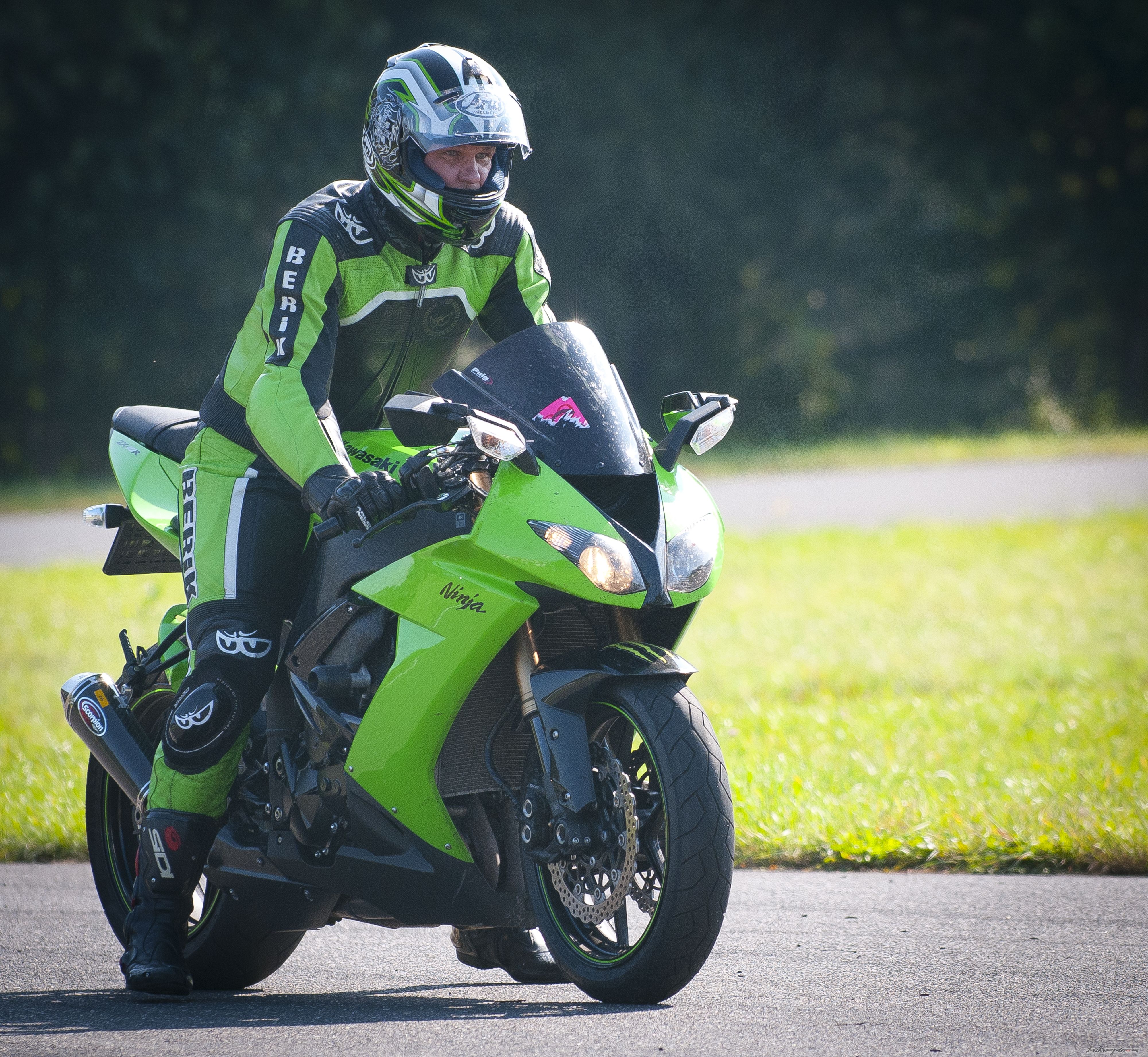 Bike Photo 2431412