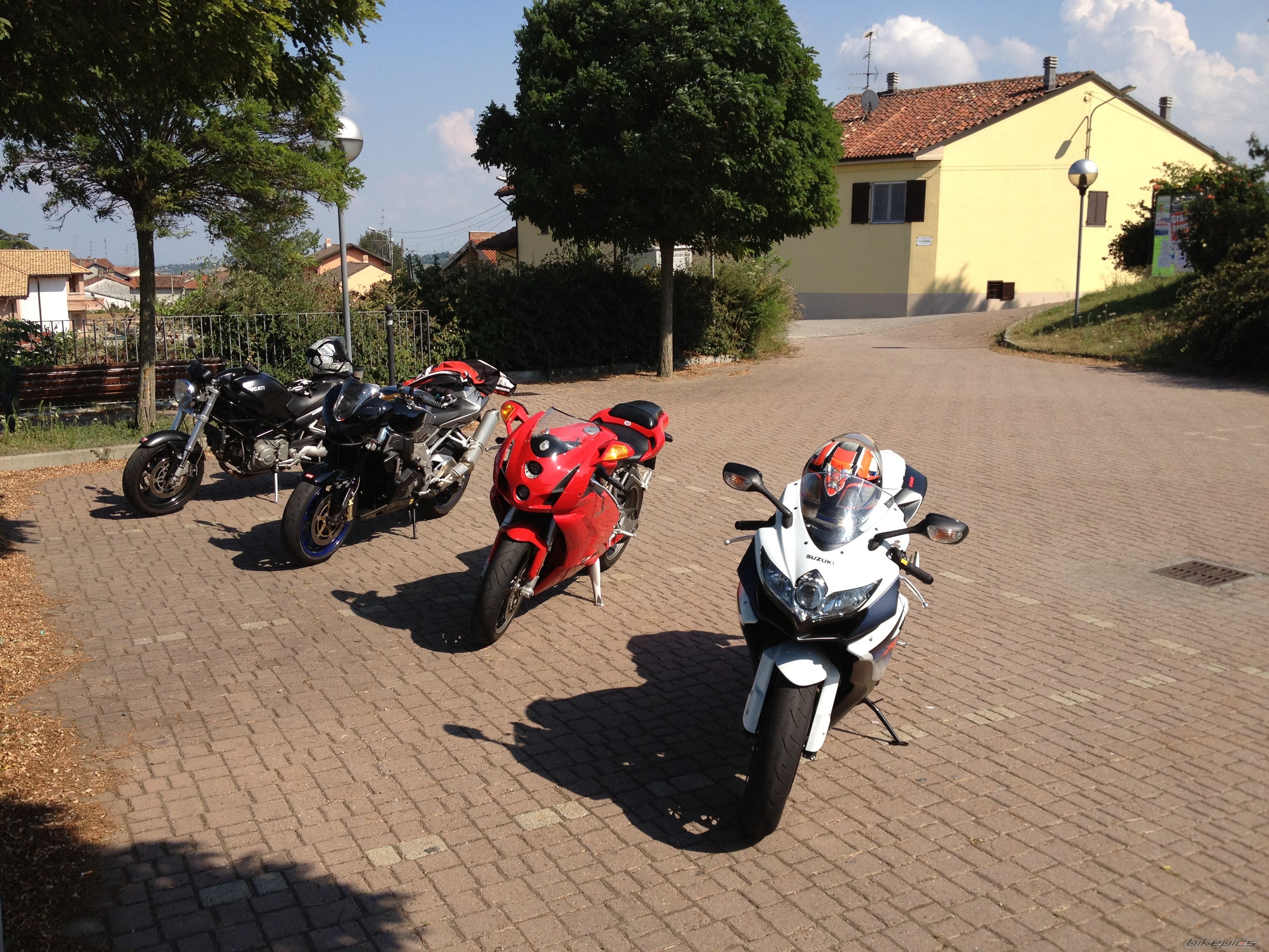 Bike Photo 2431720