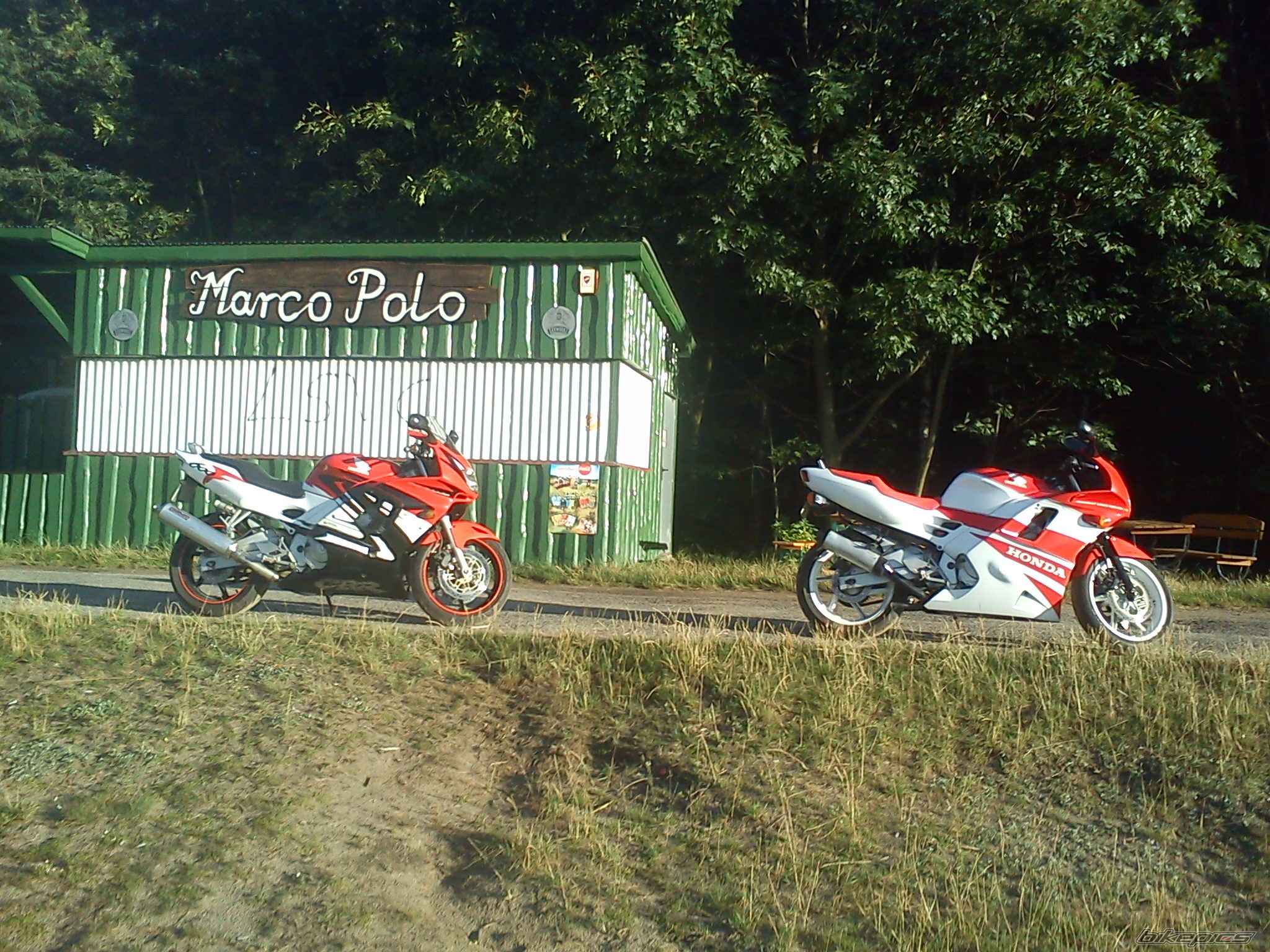 Photo 2432041