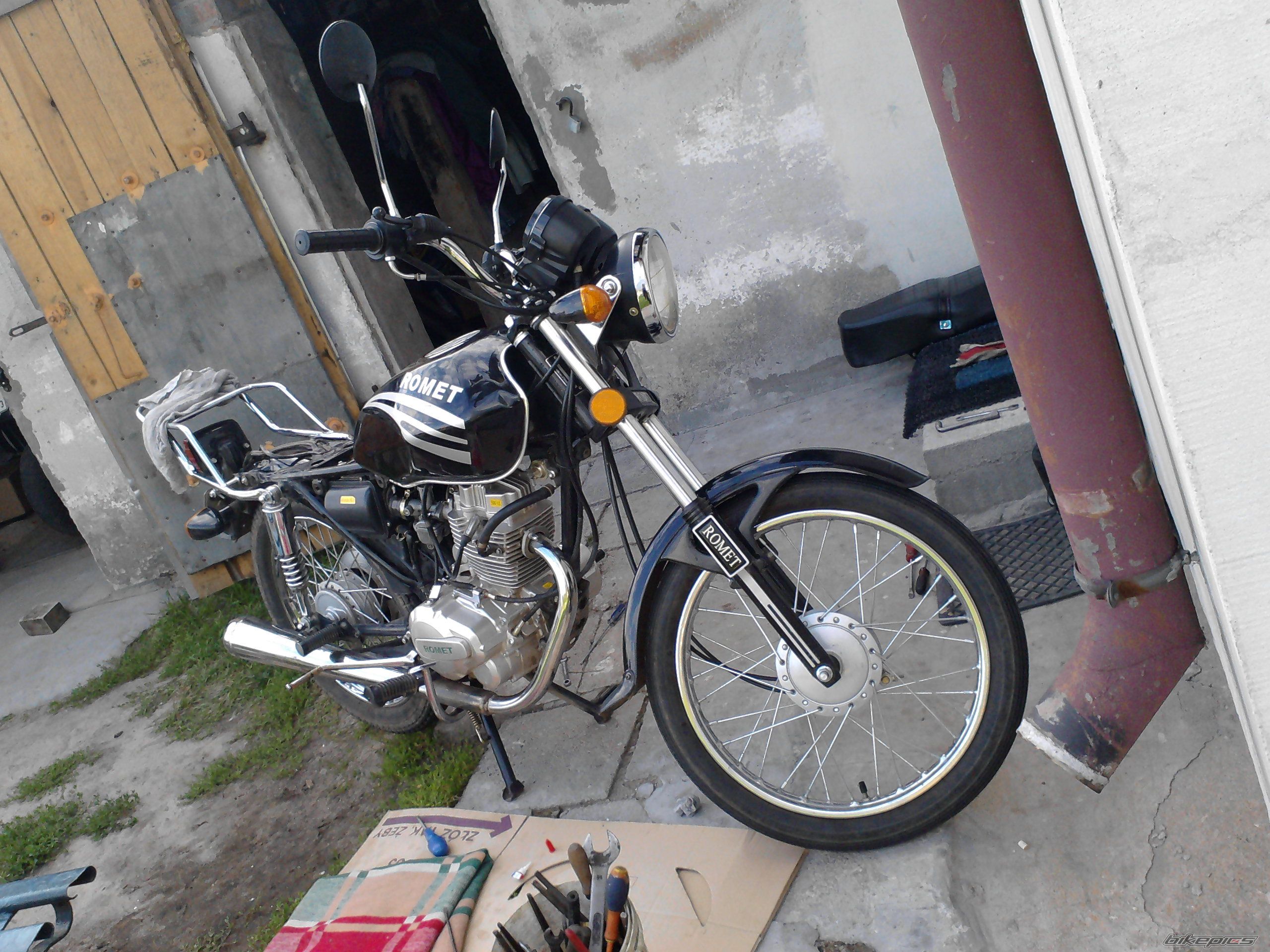 Photo 2432048