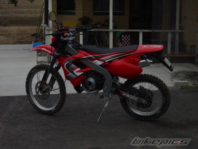 Photo 243211
