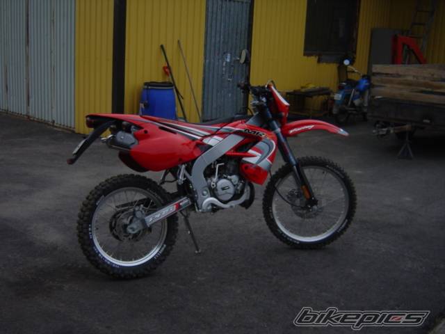Photo 243215