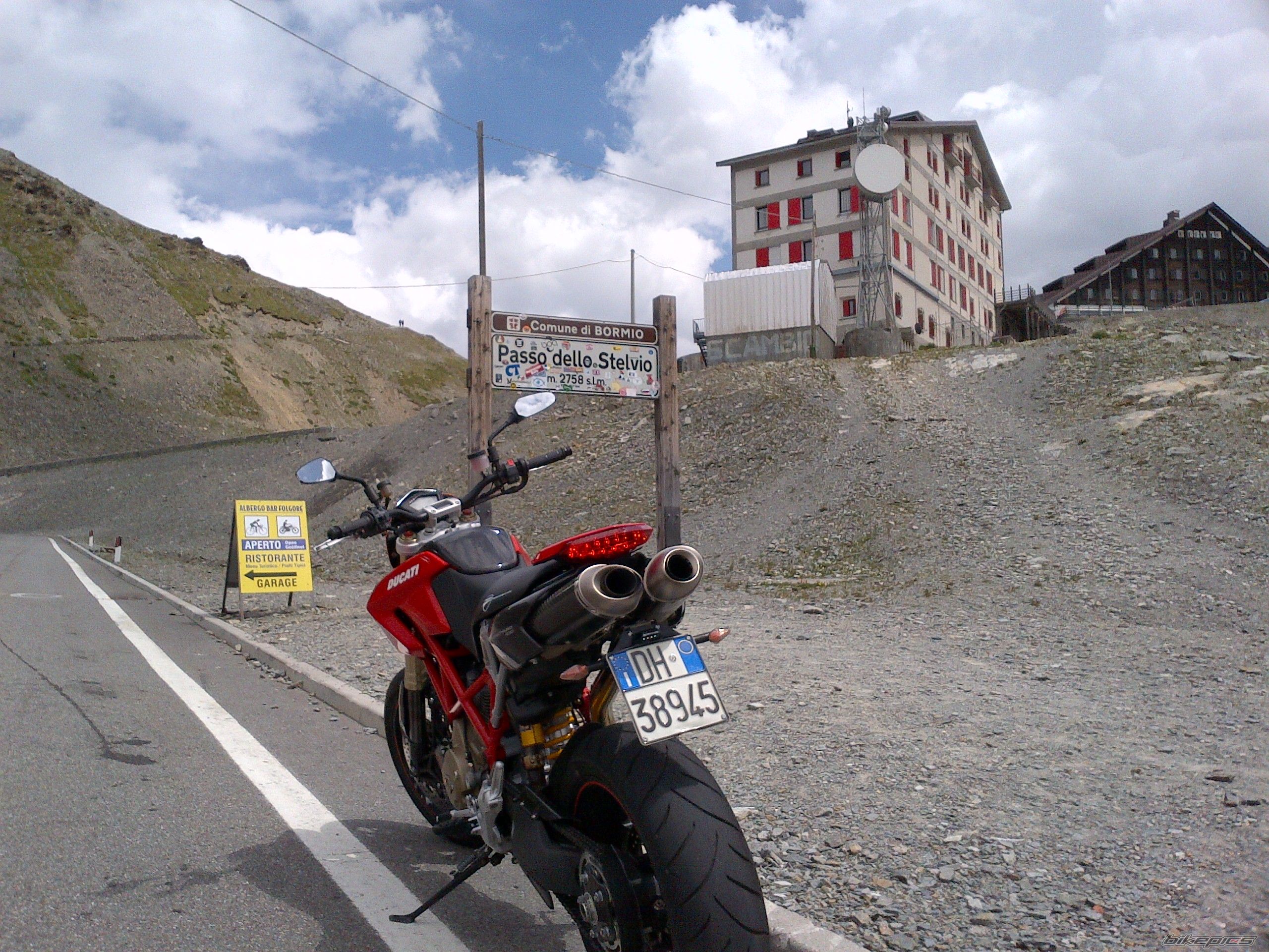 Photo 2432233