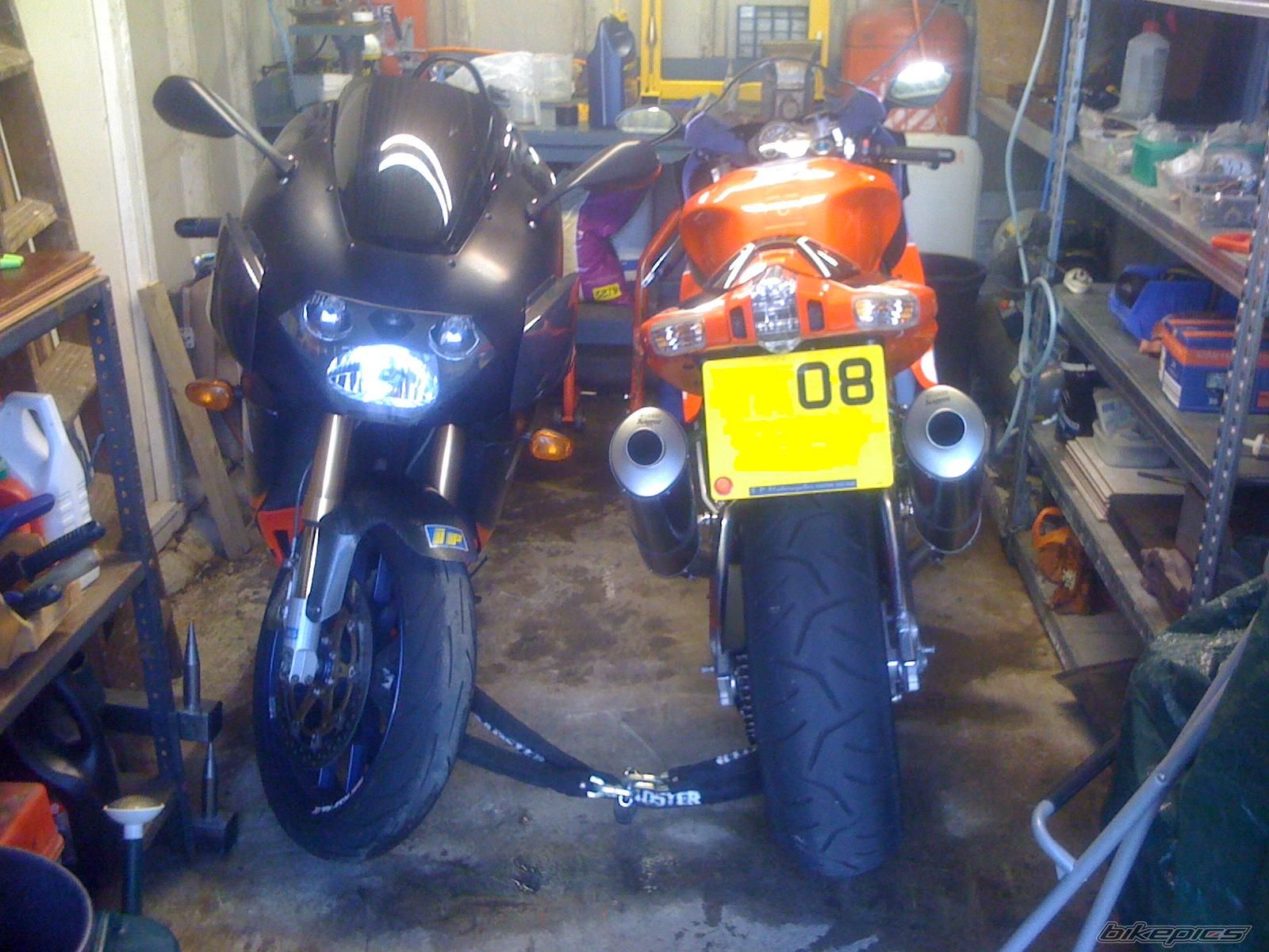 Photo 2432317