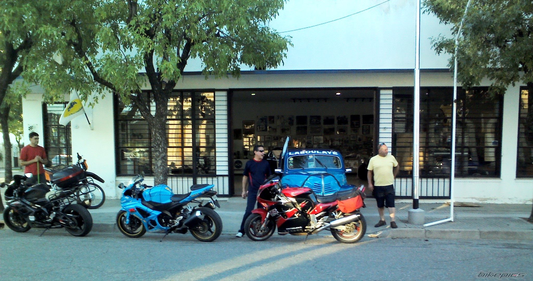 Photo 2432322